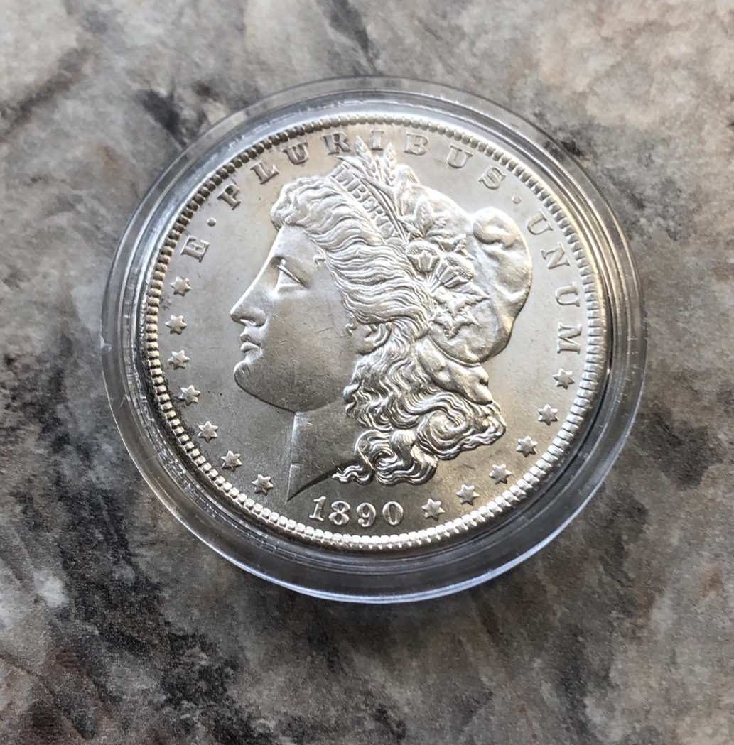 1890 MORGAN SILVER DOLLAR IN BU CONDITION 