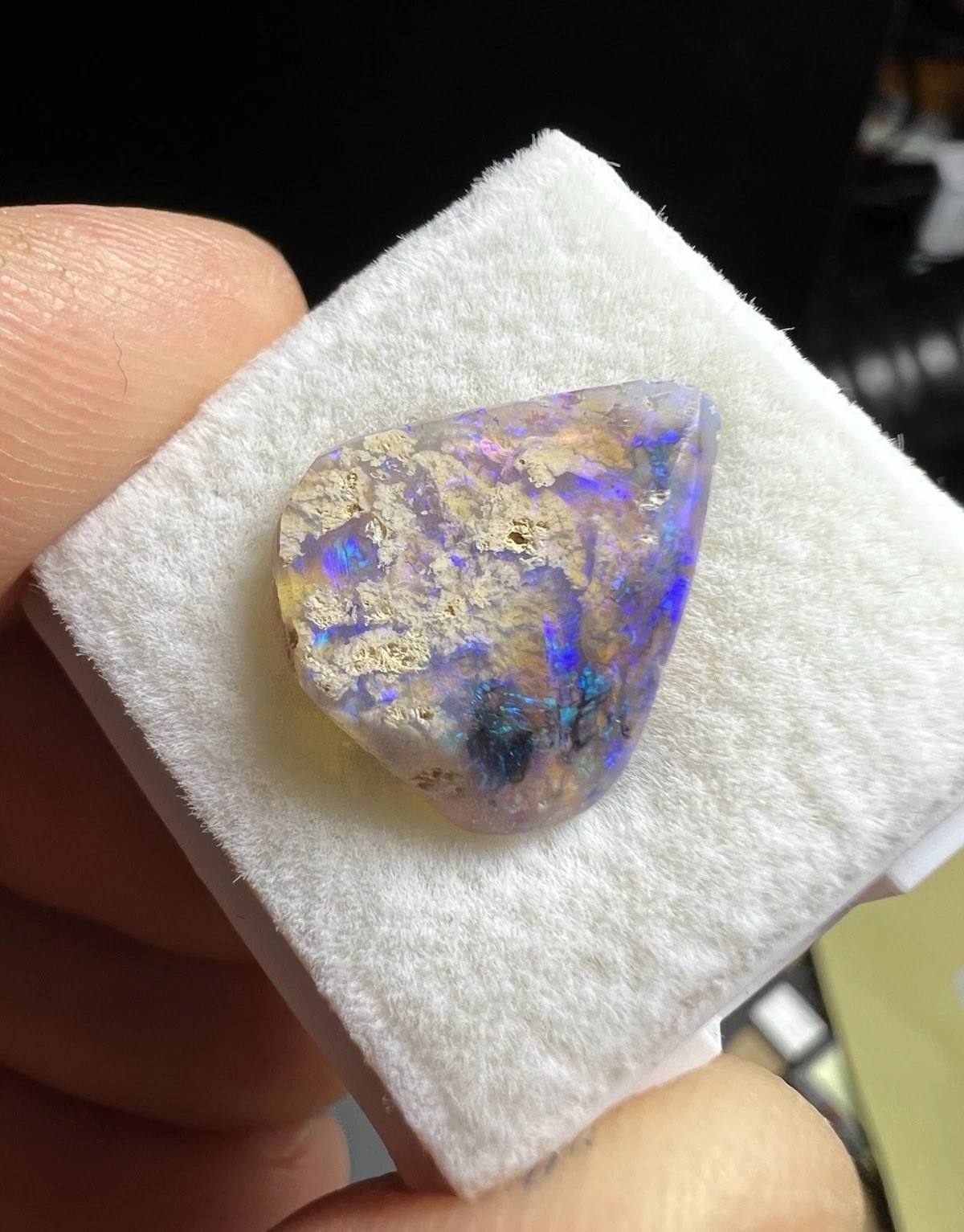 2.9ct. Included Lightning Ridge Opal Cab, AAA+ Gem Clear Blue/Purple/Green Flash