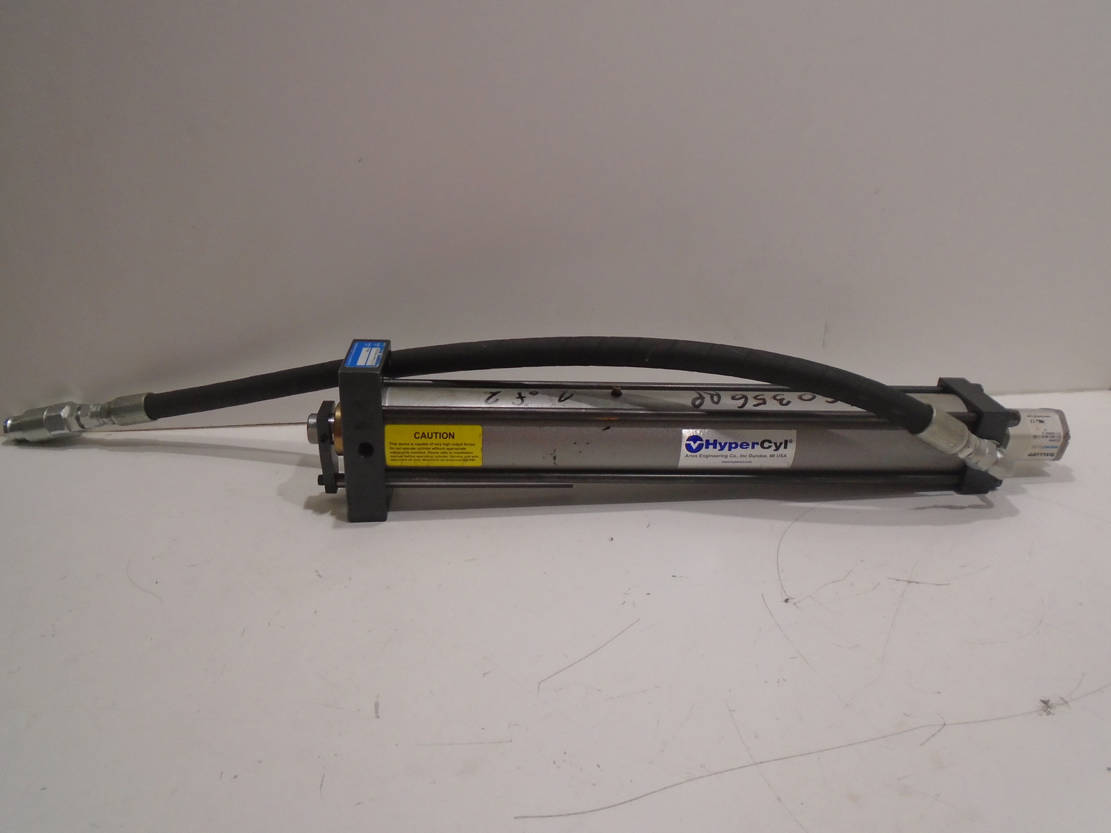 BALLUFF BTL0PKN / BTL7-A510-M0178-Z-S32 PNEUMATIC CYLINDER w/POSITION SENSOR