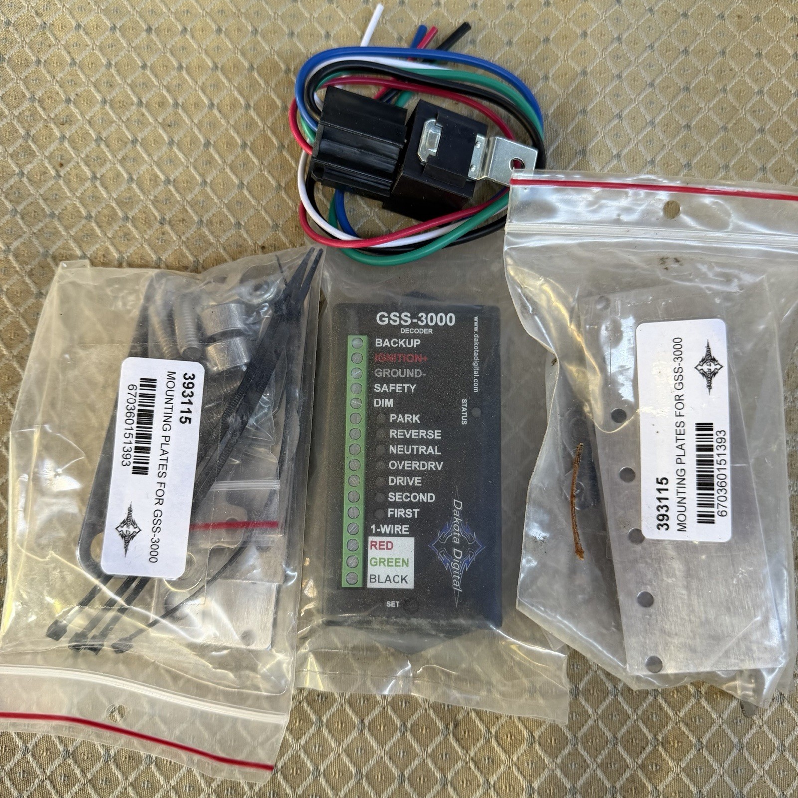 Dakota Digital Universal Gear Shift Sending Unit GSS-3000 (Incomplete)