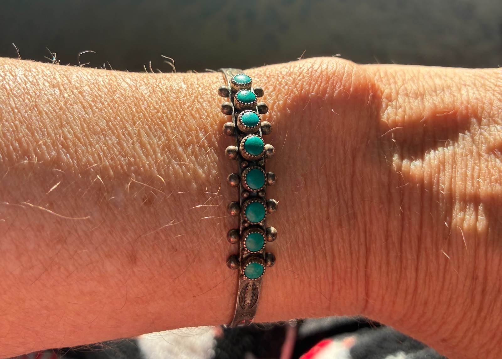 Vtg 1970s Zuni Sterling Silver Turquoise Snake Eye Row Cuff Bracelet 9g Unsigned