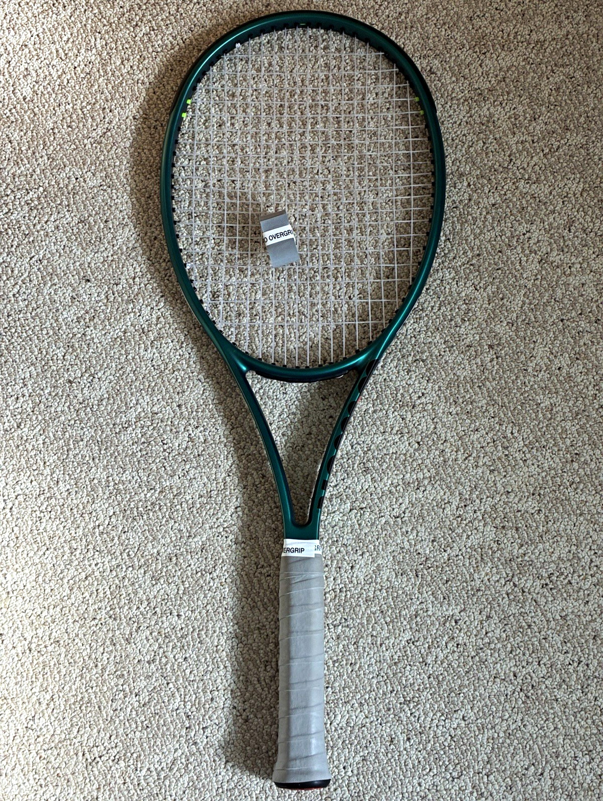 Wilson Blade V9 (18x20) Wilson Blade V9 (18x20)