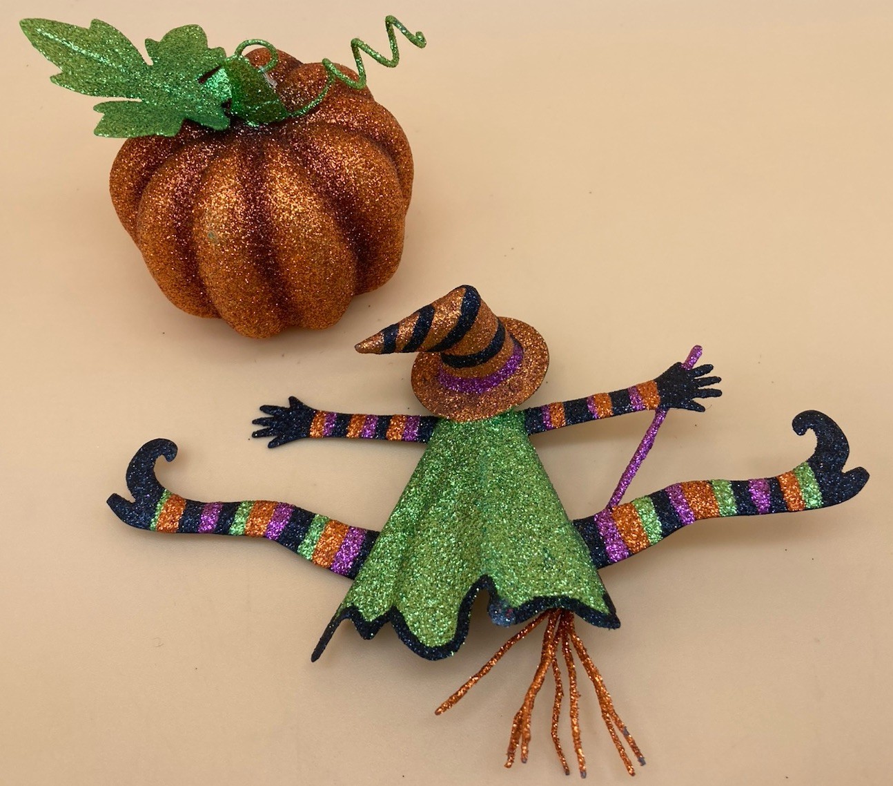 Pier 1 Glitter Metal Halloween Witch Splat Broom Orange Glitter Pumpkin Ornament