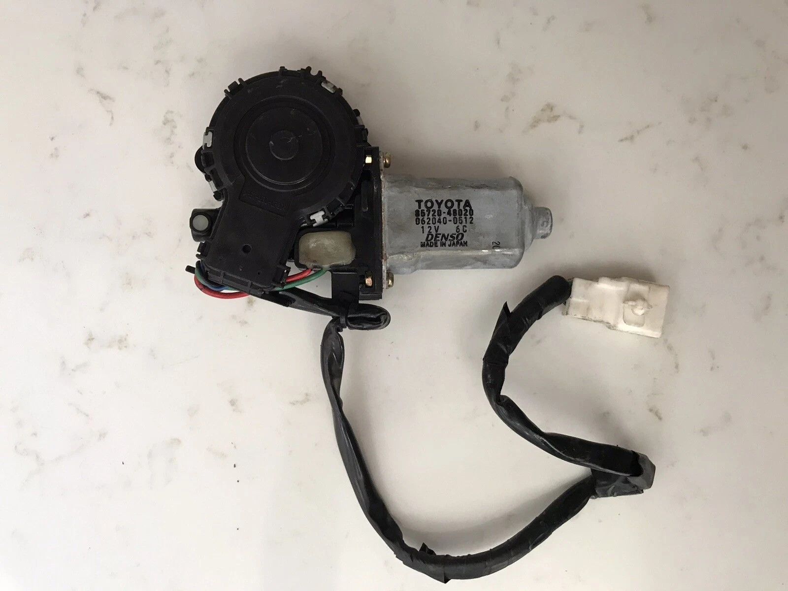1999-2003 Lexus RX300 Front Left Driver Power Window Motor 85720-48020, OEM