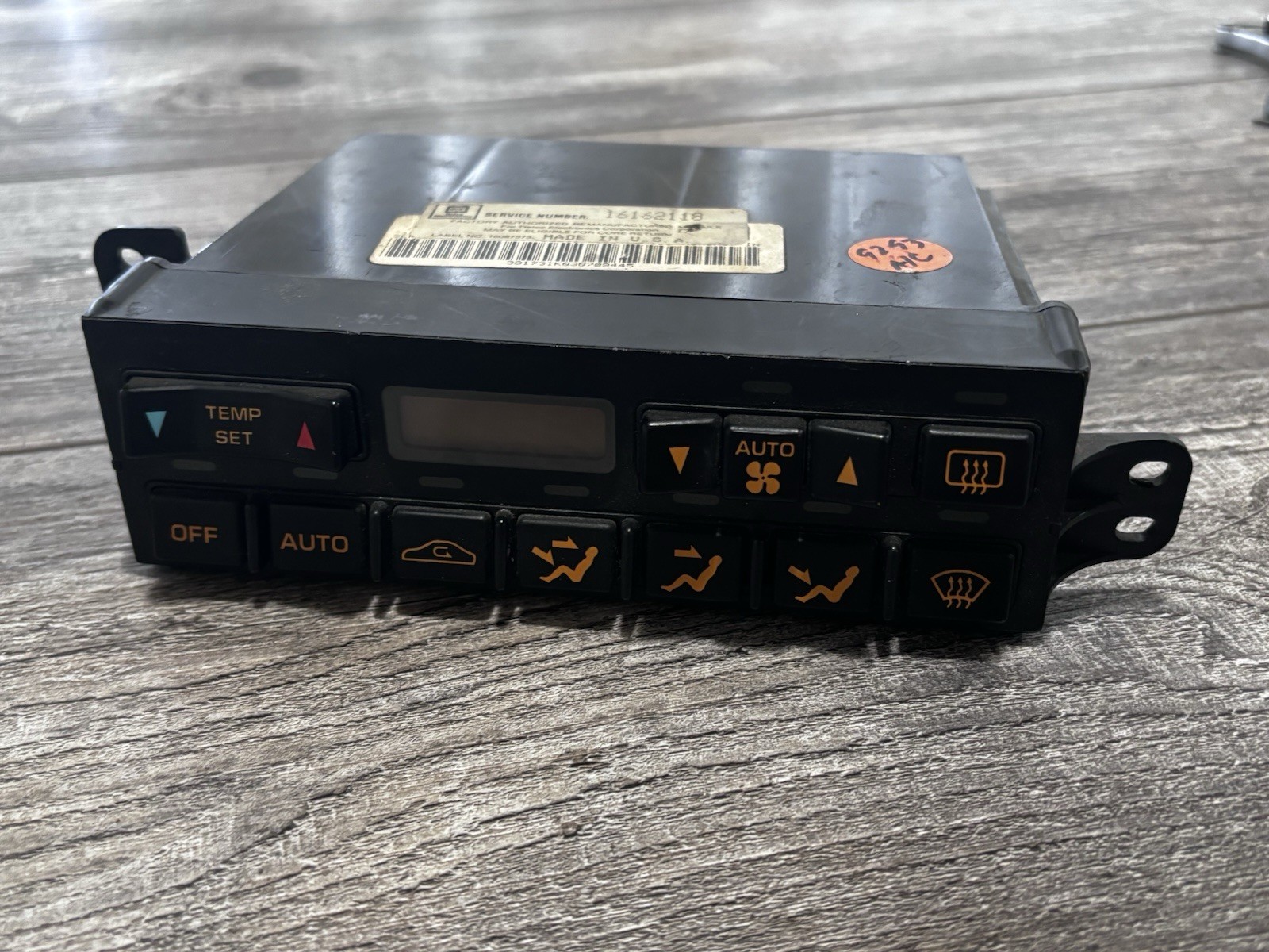 92-93 CHEVROLET CORVETTE A/C HEATER CLIMATE CONTROL 16162118 OEM 92-93 CHEVROLET CORVETTE A/C HEATER CLIMATE CONTROL 16162118 OEM