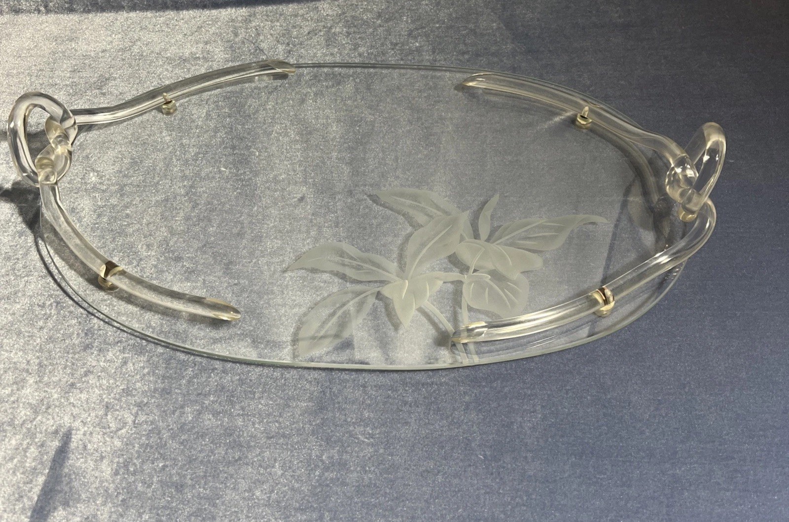 VTG Dorothy Thorpe Modern Lucite/ Acrylic Chrome Cocktail/Serving Tray 20 X 12 VTG Dorothy Thorpe Modern Lucite/ Acrylic Chrome Cocktail/Serving Tray 20 X 12