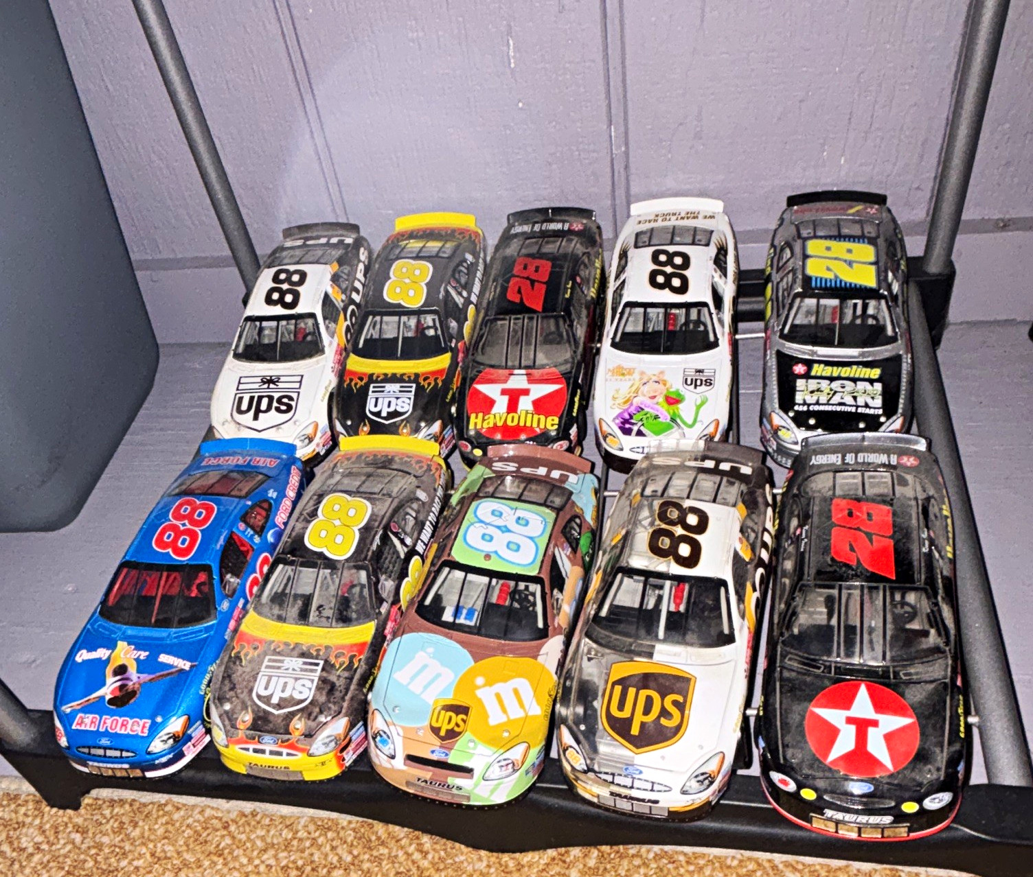 Lot of 10 NASCAR Diecast Race Cars #88 #28 #8 #81 #1 UPS Texaco Multicolor Lot of 10 NASCAR Diecast Race Cars #88 #28 #8 #81 #1 UPS Texaco Multicolor