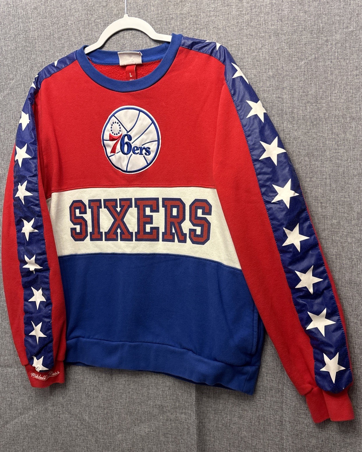Philadelphia 76ers Hardwood Classics Mitchell & Nell Colorblock Sweatshirt Large Philadelphia 76ers Hardwood Classics Mitchell & Nell Colorblock Sweatshirt Large