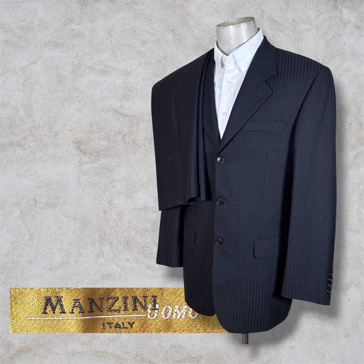 Manzini 2 Piece Suit Mens 40R 32x29 Black Satin Stripe Three Button Pleated