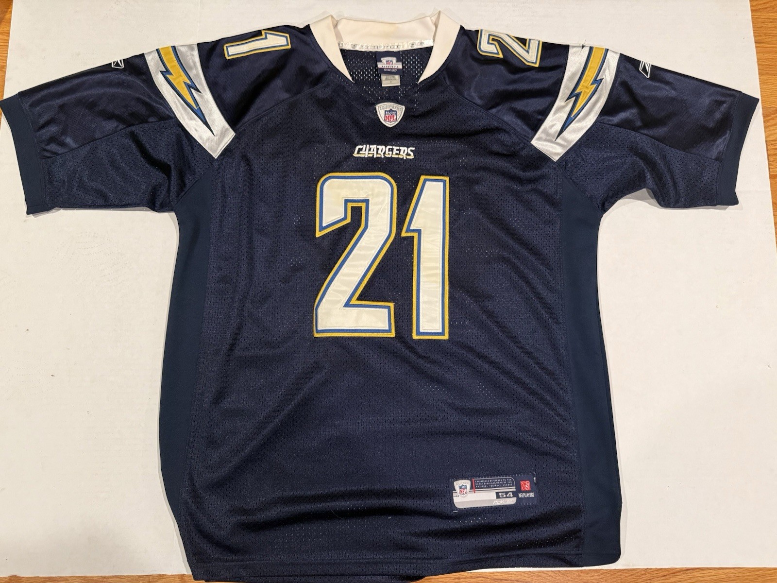 Ladainian Tomlinson San Diego Chargers Reebok Authentic Stitch Jersey 54 EUC VTG Ladainian Tomlinson San Diego Chargers Reebok Authentic Stitch Jersey 54 EUC VTG