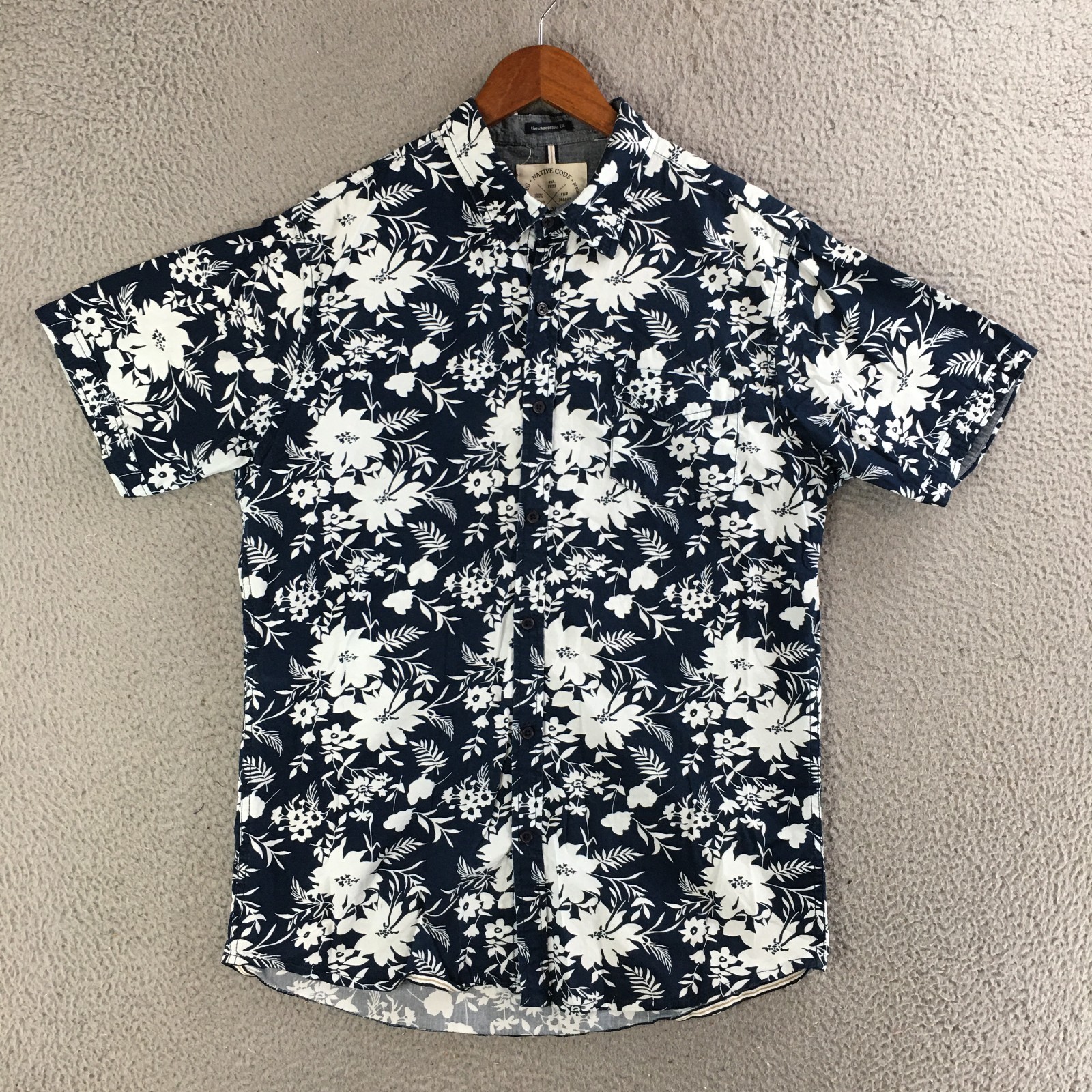 Native Code Shirt Mens XL The Impeccable Fit Hawaiian Button Up Pocket Blue