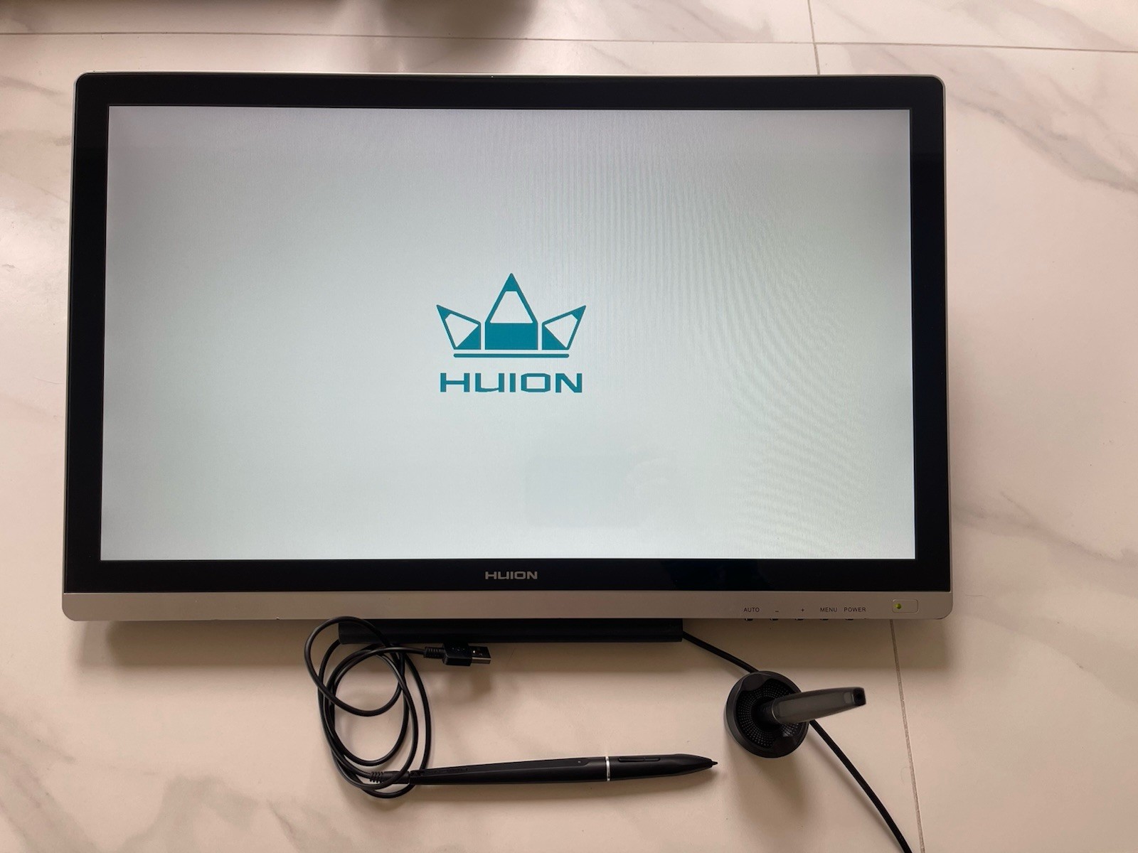 HUION Gt-220 V2 LCD Tablet Drawing Pen Display 21.5 Inch IPS Monitor Mac or PC