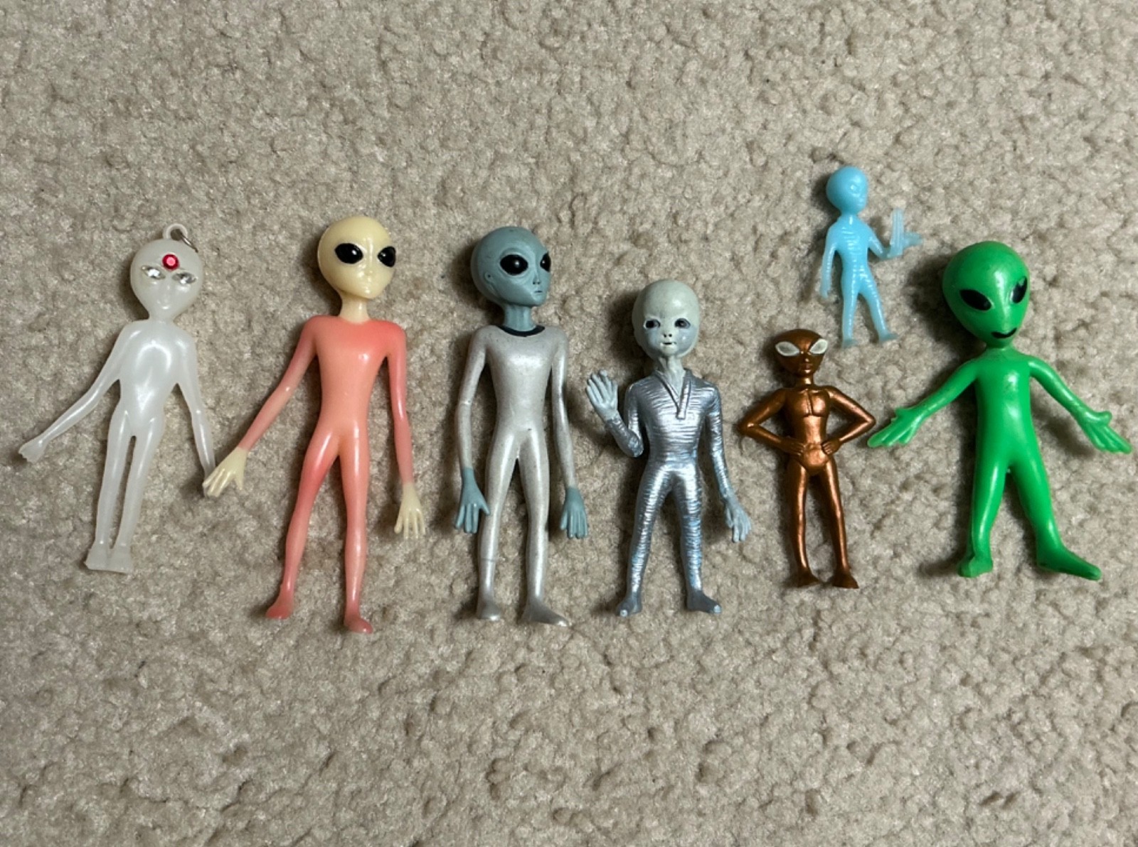 LOT of vintage creepy ALIEN ufo Shadow Box Series Neonate mini gift LOT of vintage creepy ALIEN ufo Shadow Box Series Neonate mini gift