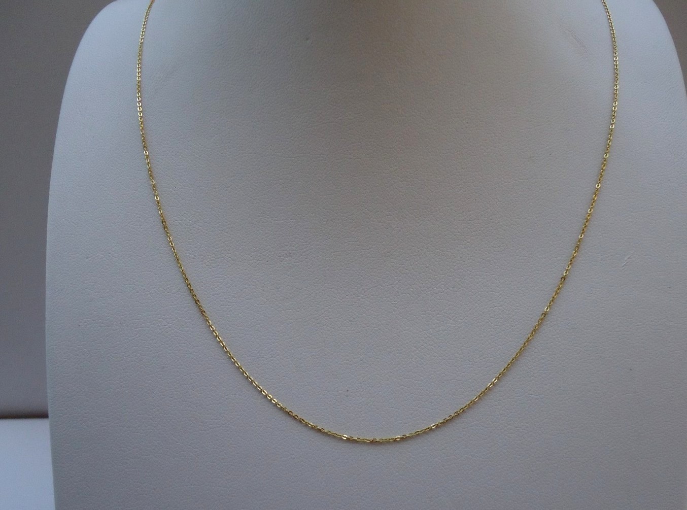 14K SOLID YELLOW GOLD CHAIN / ELEGANT AND STRONG SOLID / 18'' LONG 14K SOLID YELLOW GOLD CHAIN / ELEGANT AND STRONG SOLID / 18'' LONG