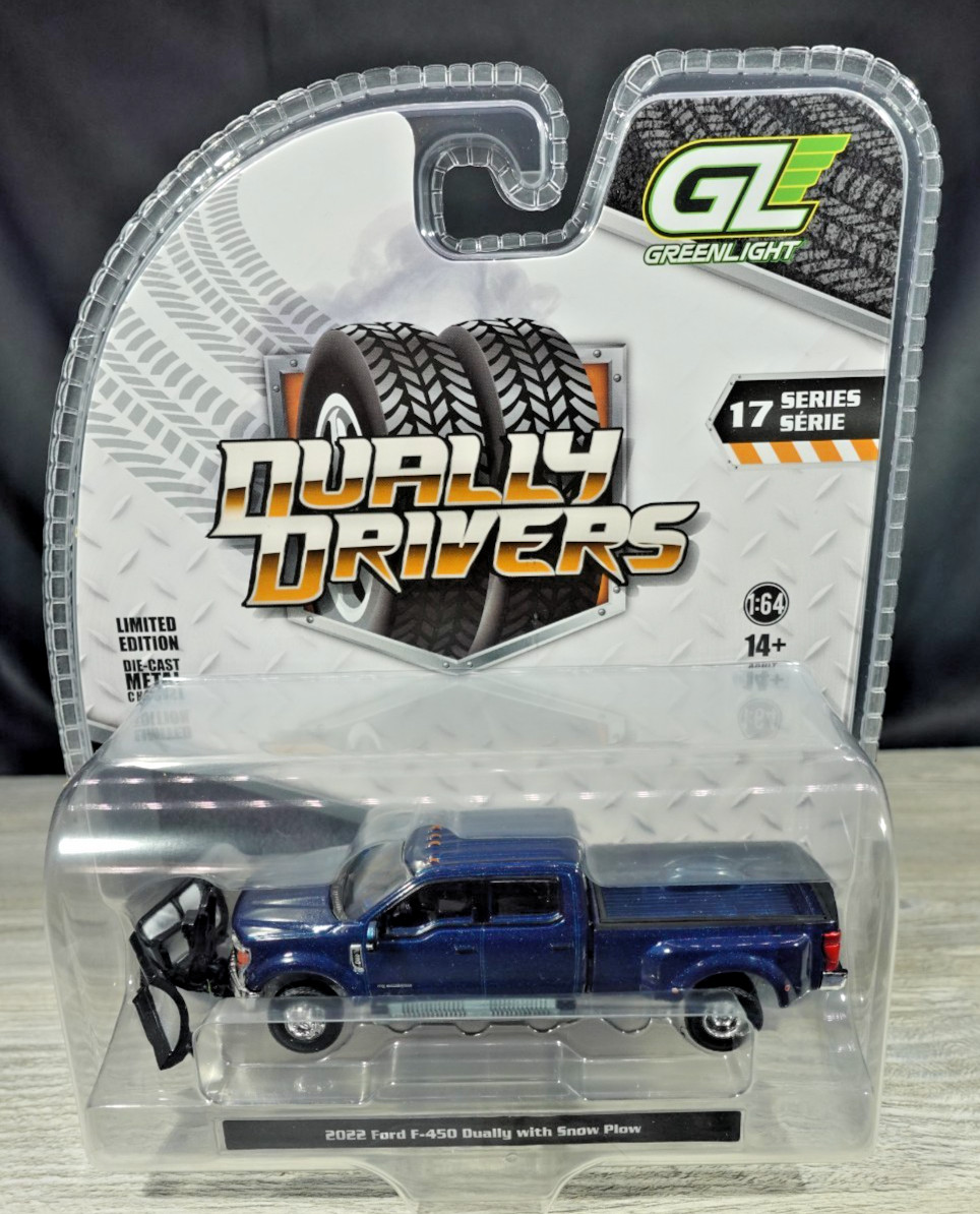 Greenlight Dually Drivers 2022 Ford F-450 Dually W/Snow Plow 1/64