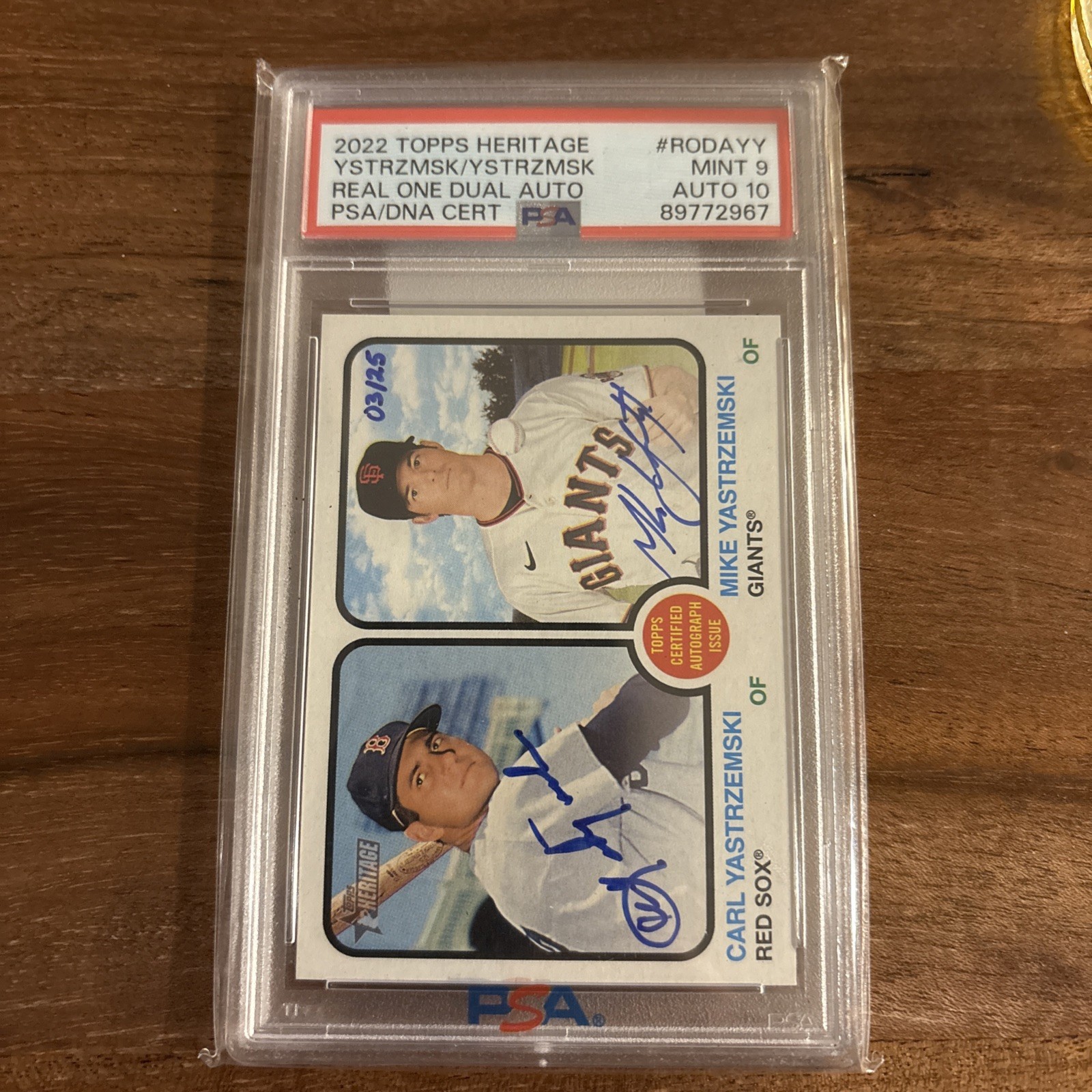 2022 TOPPS HERITAGE CARL YASTRZEMSKI / MIKE YASTRZEMSKI AUTO /25 PSA 9 2022 TOPPS HERITAGE CARL YASTRZEMSKI / MIKE YASTRZEMSKI AUTO /25 PSA 9