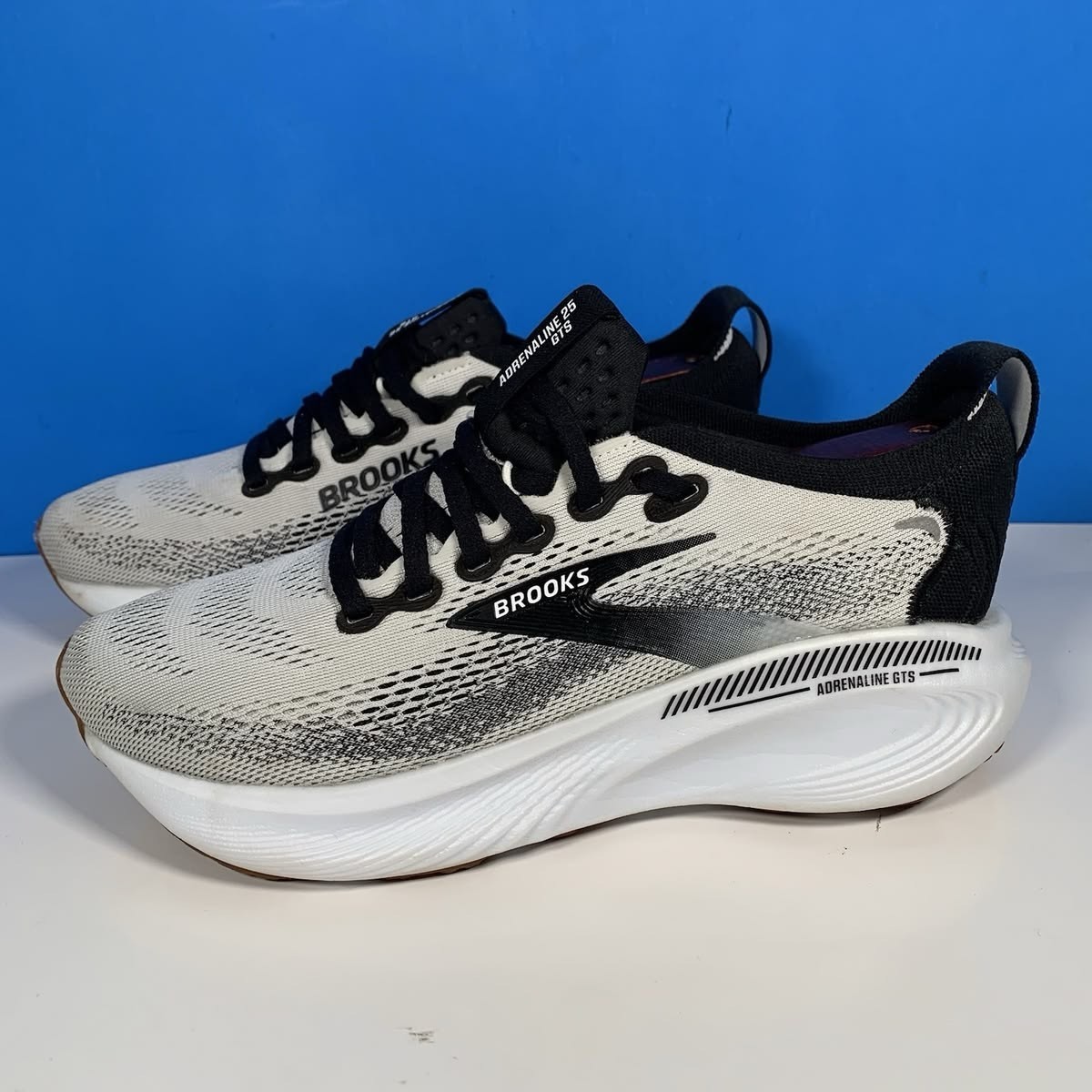 [SALE] Brooks Adrenaline 25 Running Shoe - Women\'s - White/Black - AUTHENTIC