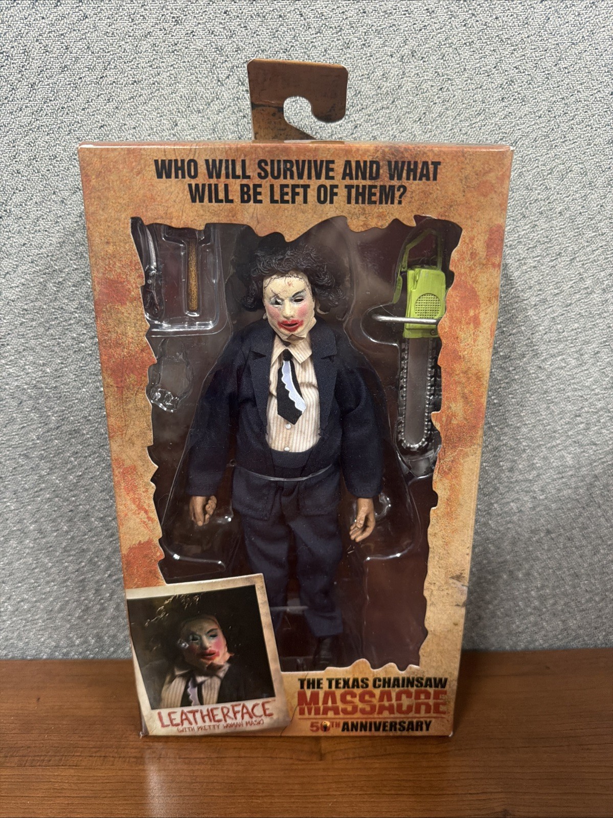 NECA Texas Chainsaw Massacre 50th Anniversary Leatherface 8\ NECA Texas Chainsaw Massacre 50th Anniversary Leatherface 8\