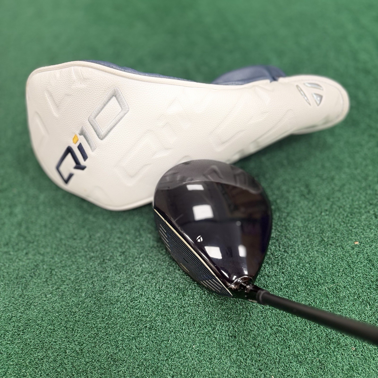 TaylorMade Qi10 LS 9.0° Driver Men's Right Hand Regular Flex Ventus 5-R w/Cover