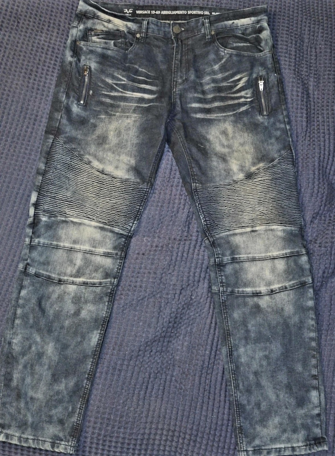 Versace V19-69 Abbigliamento Sportivo SRL Milano Jeans Faded Distressed - 36x30
