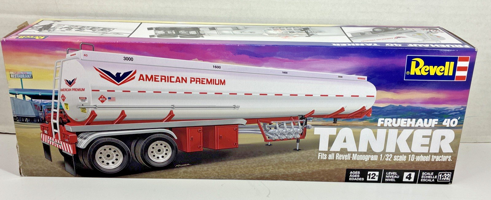 Revell FRUEHAUF 40\' Tanker Trailer American model kit Bags Sealed In Box 1/32