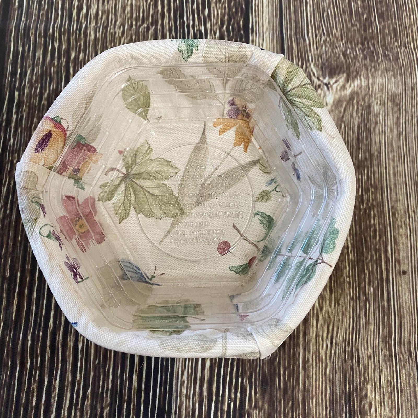 Vtg Longaberger 6 in Hexagon Basket with Floral Liner & Plastic Protector 2001 Vtg Longaberger 6 in Hexagon Basket with Floral Liner & Plastic Protector 2001