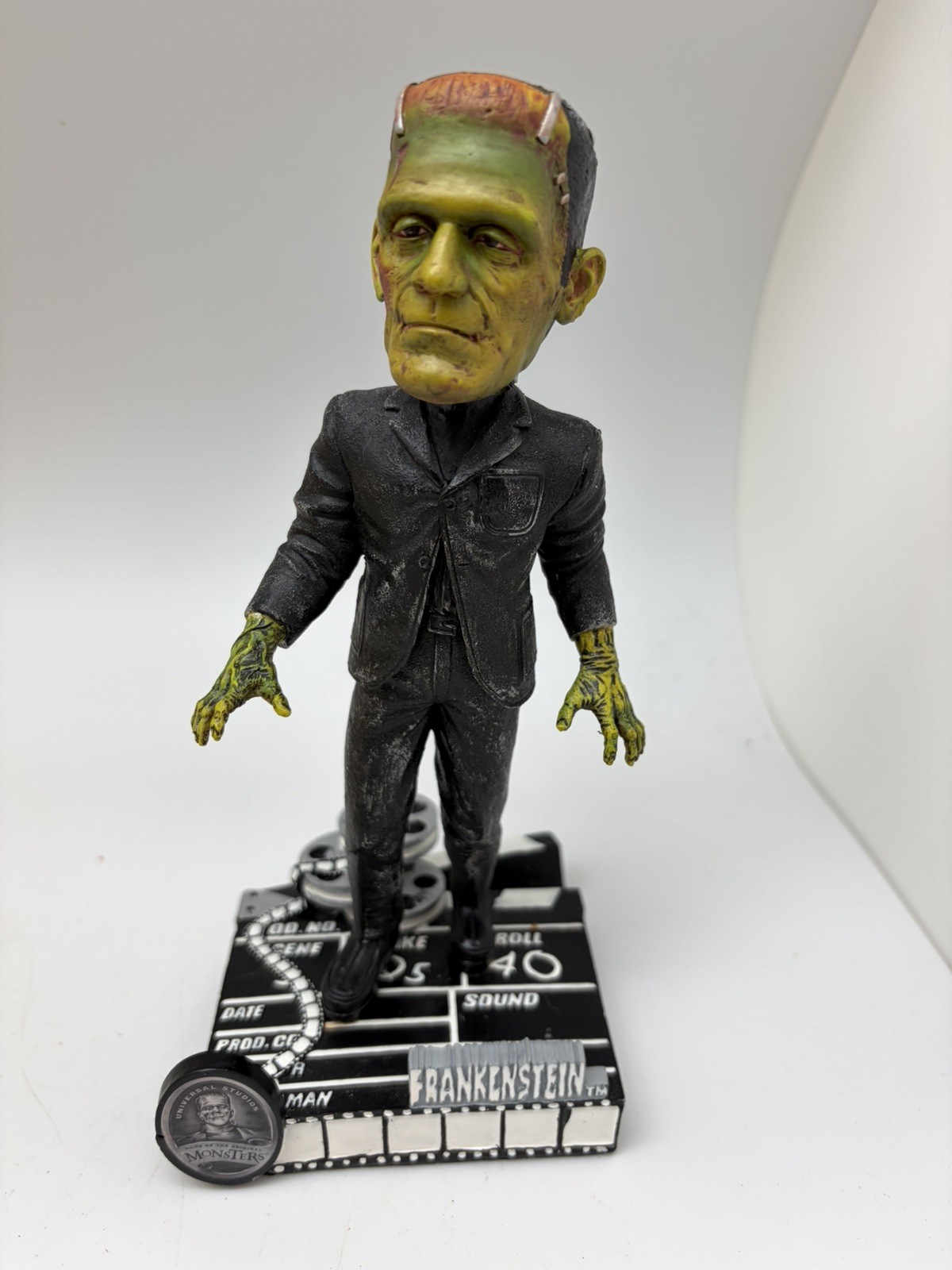 Universal Monsters Forever Collectibles Frankenstein Bobblehead Karloff 375/5000 Universal Monsters Forever Collectibles Frankenstein Bobblehead Karloff 375/5000