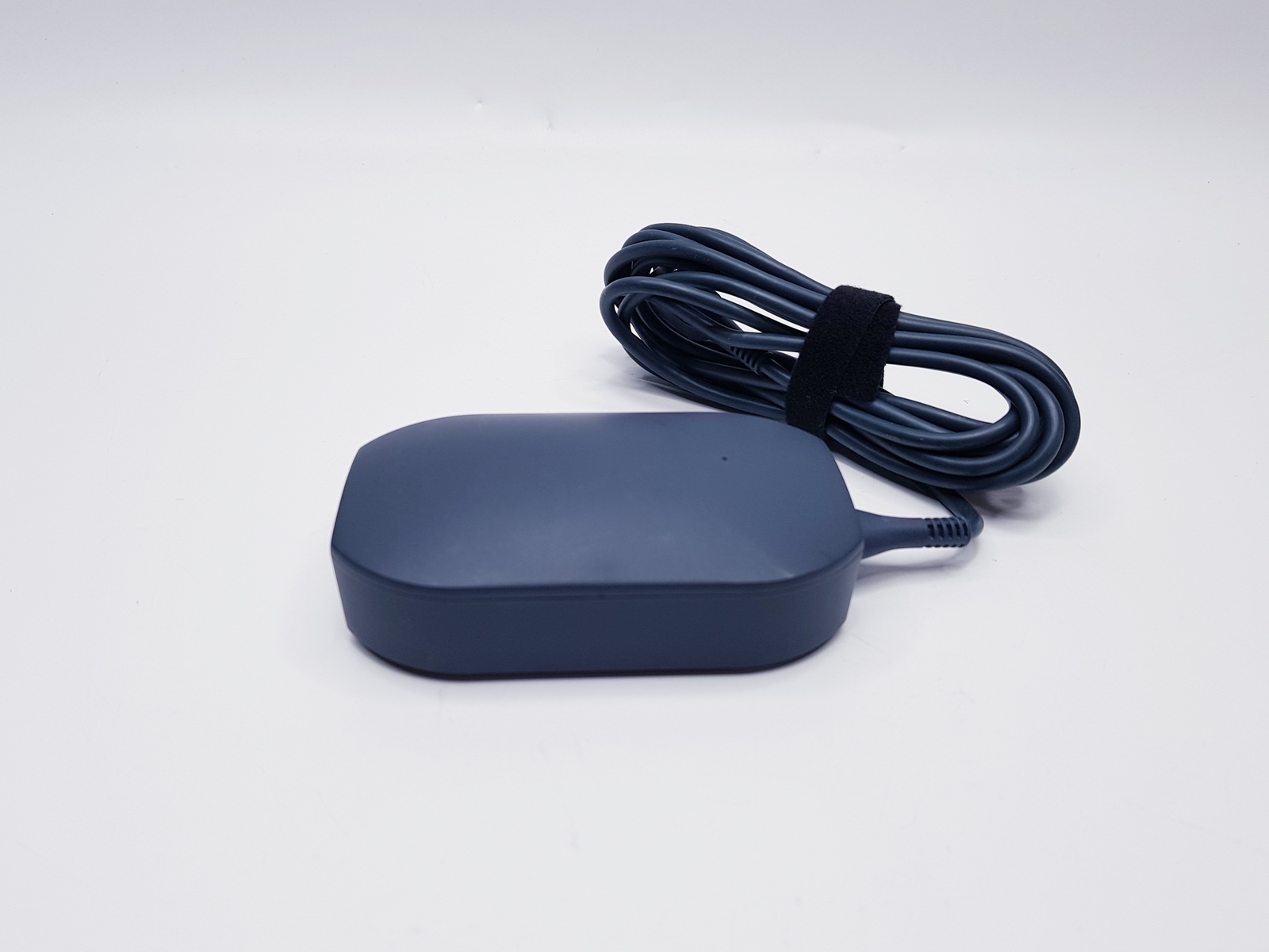 Onn 65W USB-C Type C Universal Laptop Charger Power Adapter with 9ft Cord