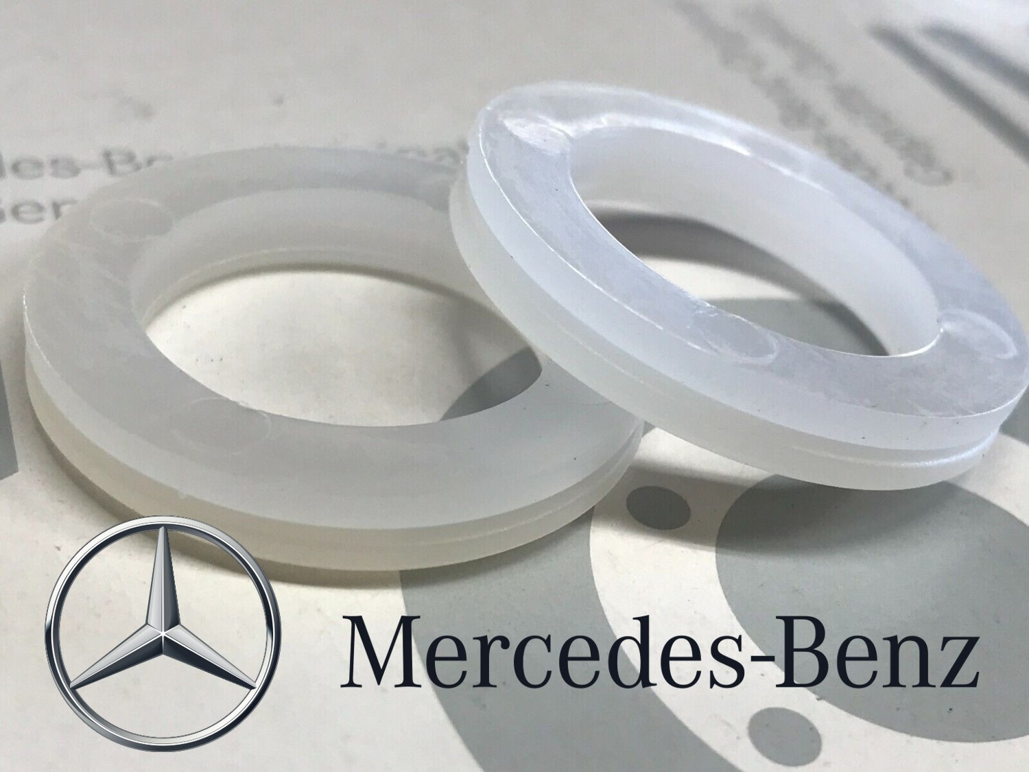 Pair Convertible Top Release Bushing for Mercedes  R107 SL 380SL 450SL 560SL