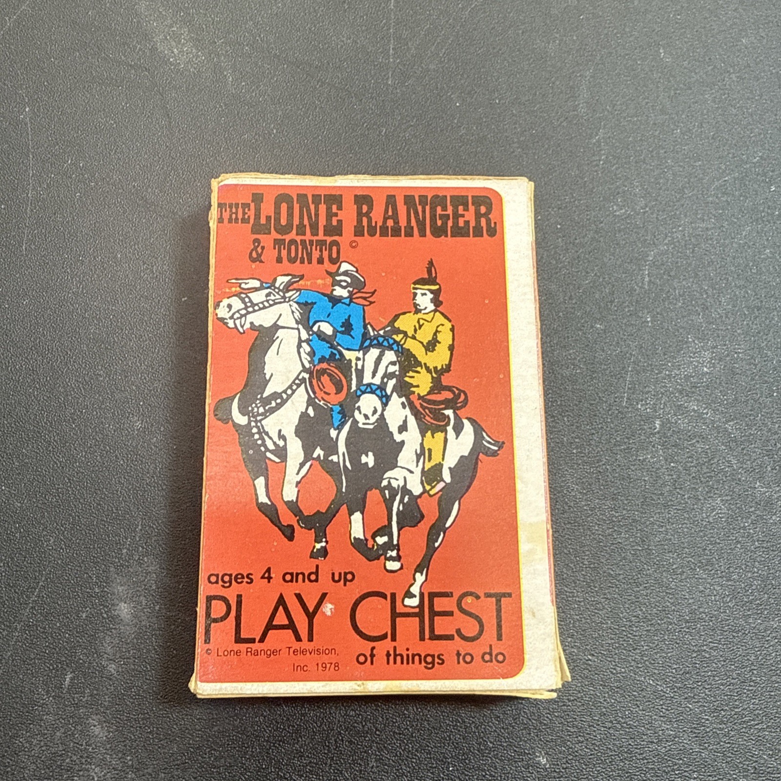 Vintage 1978 Lone Ranger & Tonto Play Chest Warren Paper Products No. 466 As-Is