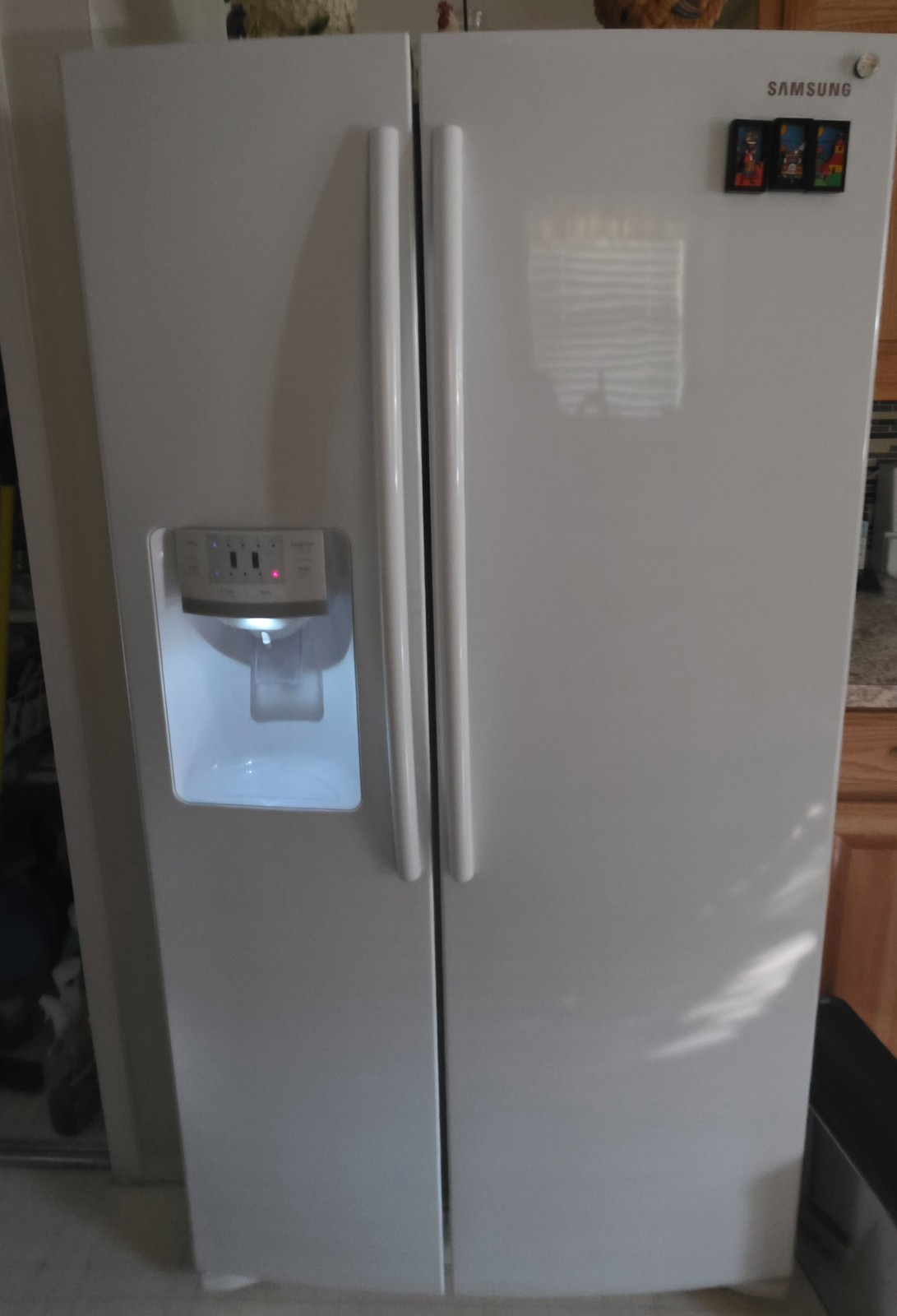 refrigerator refrigerator