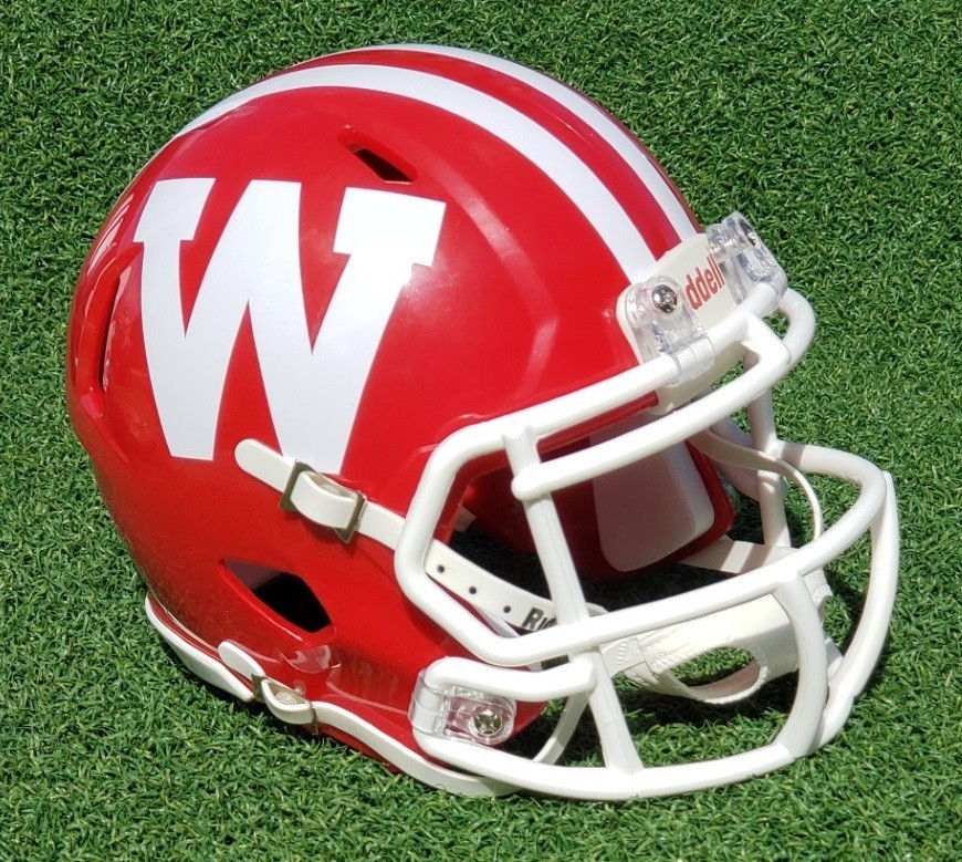 WISCONSIN BADGERS 2026 (vs MICHIGAN STATE)  FOOTBALL MINI HELMET