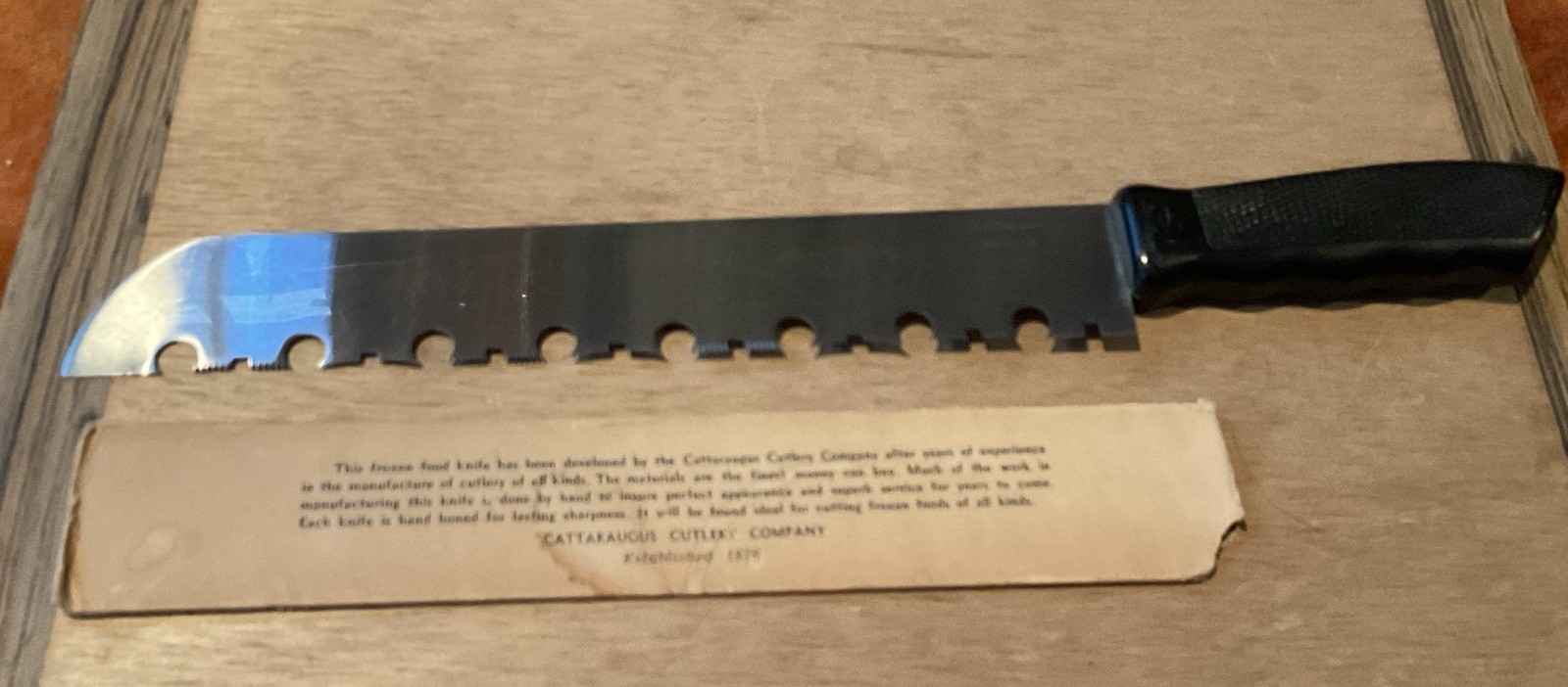 Vtg Cattaraugus Serrated Bread Carving Knife 9.75\