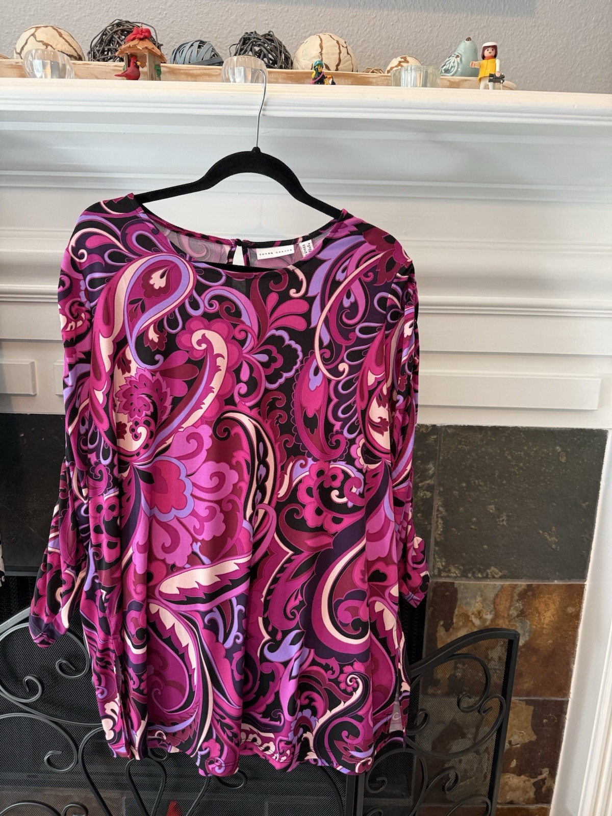 Susan Graver Knit Purple/Pink/Black Paisley Round Neck Keyhole Blouse 1X