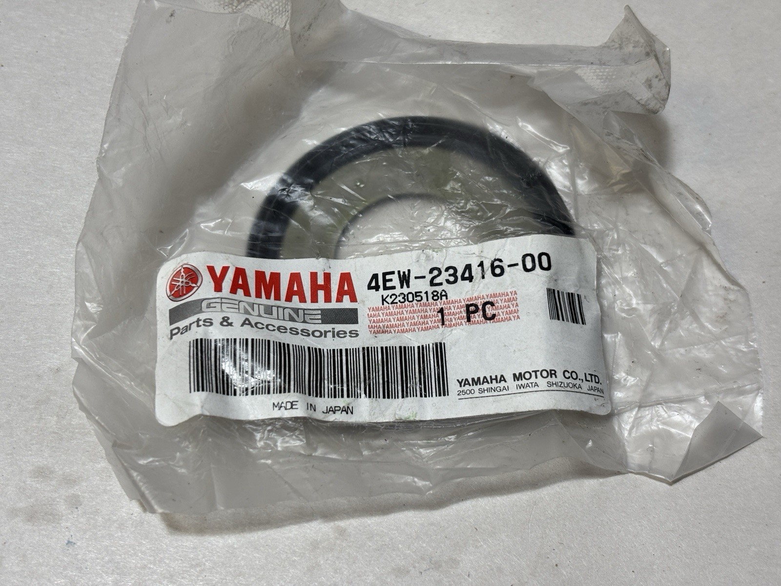 YAMAHA Ball Race Cover 4EW-23416-00 - Genuine YAMAHA Ball Race Cover 4EW-23416-00 - Genuine