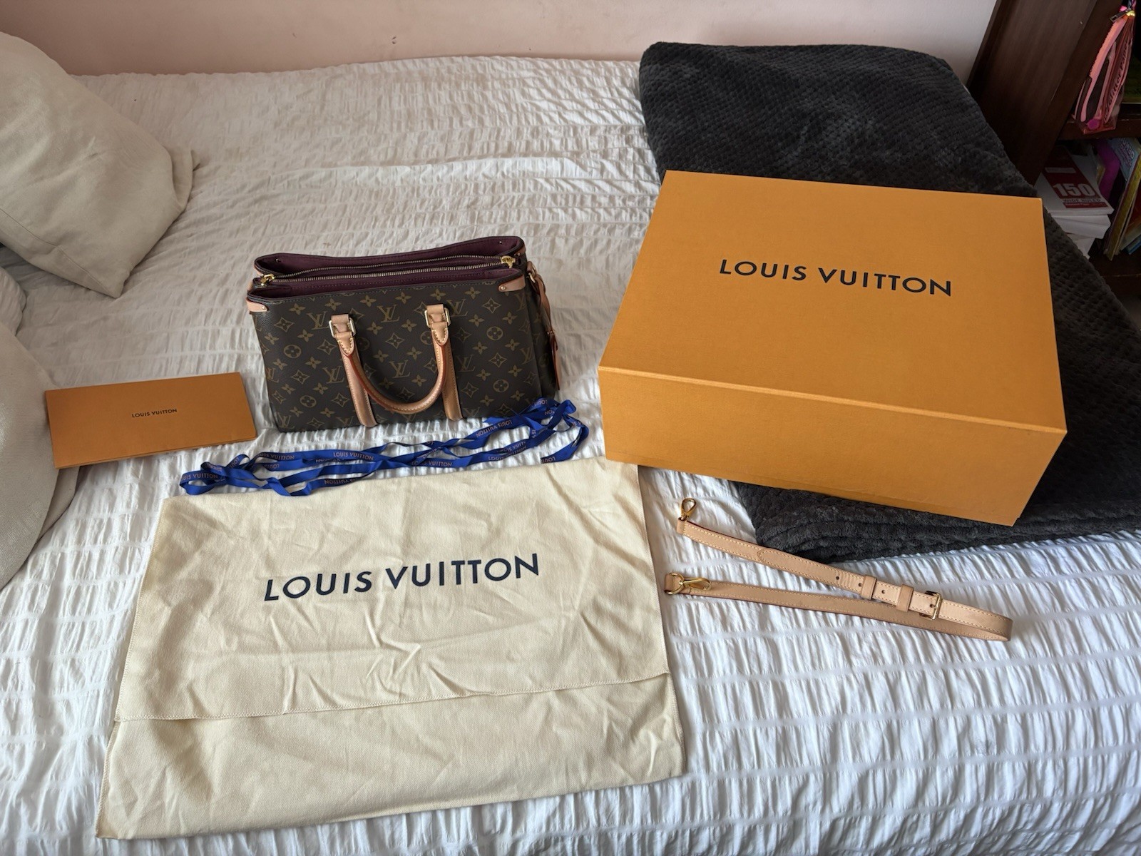 louis vuitton handbag authentic