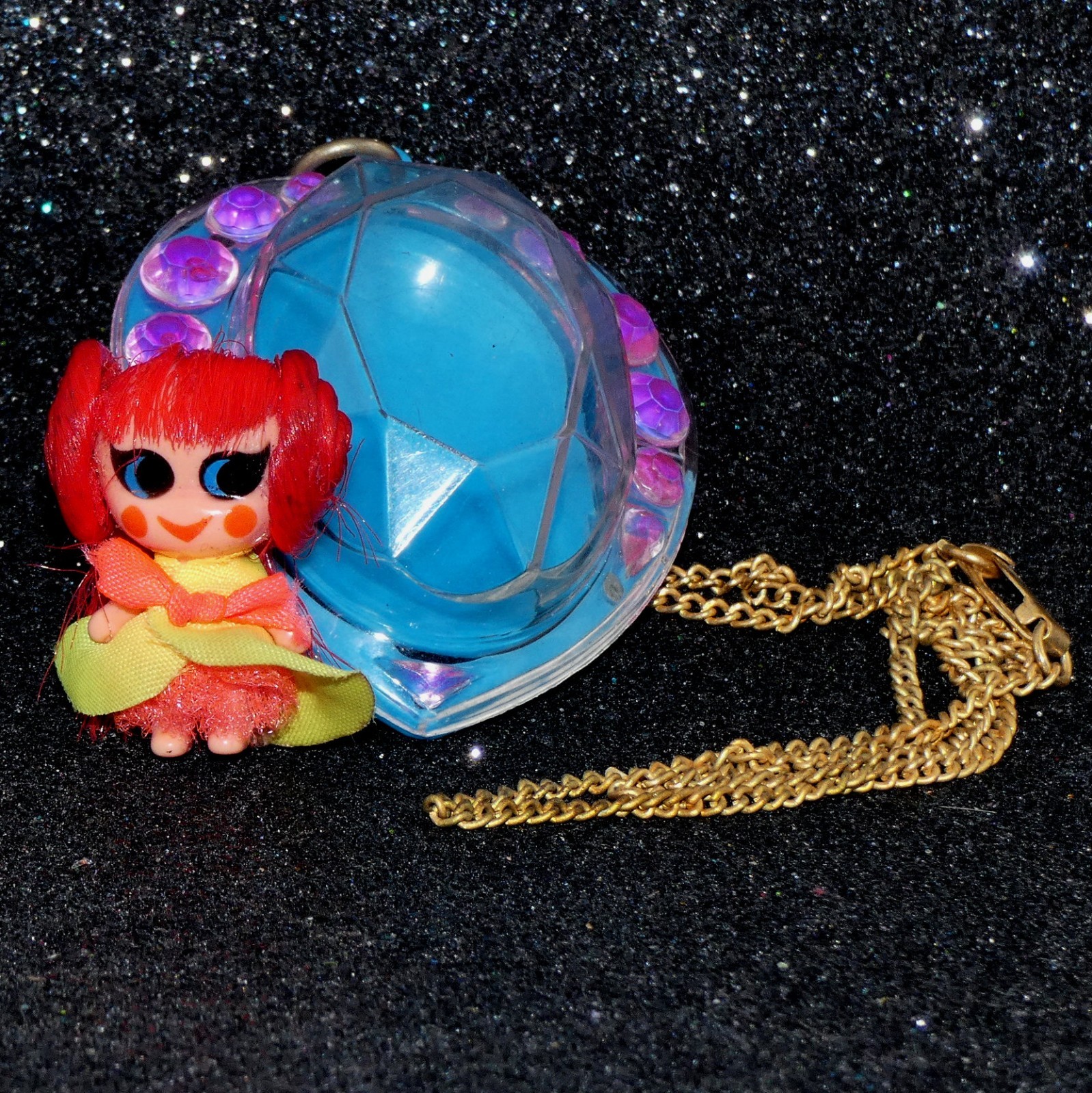 Vintage 1969 MATTEL flower JEWELRY Liddle Kiddle HEART NECKLACE DOLL in LOCKET