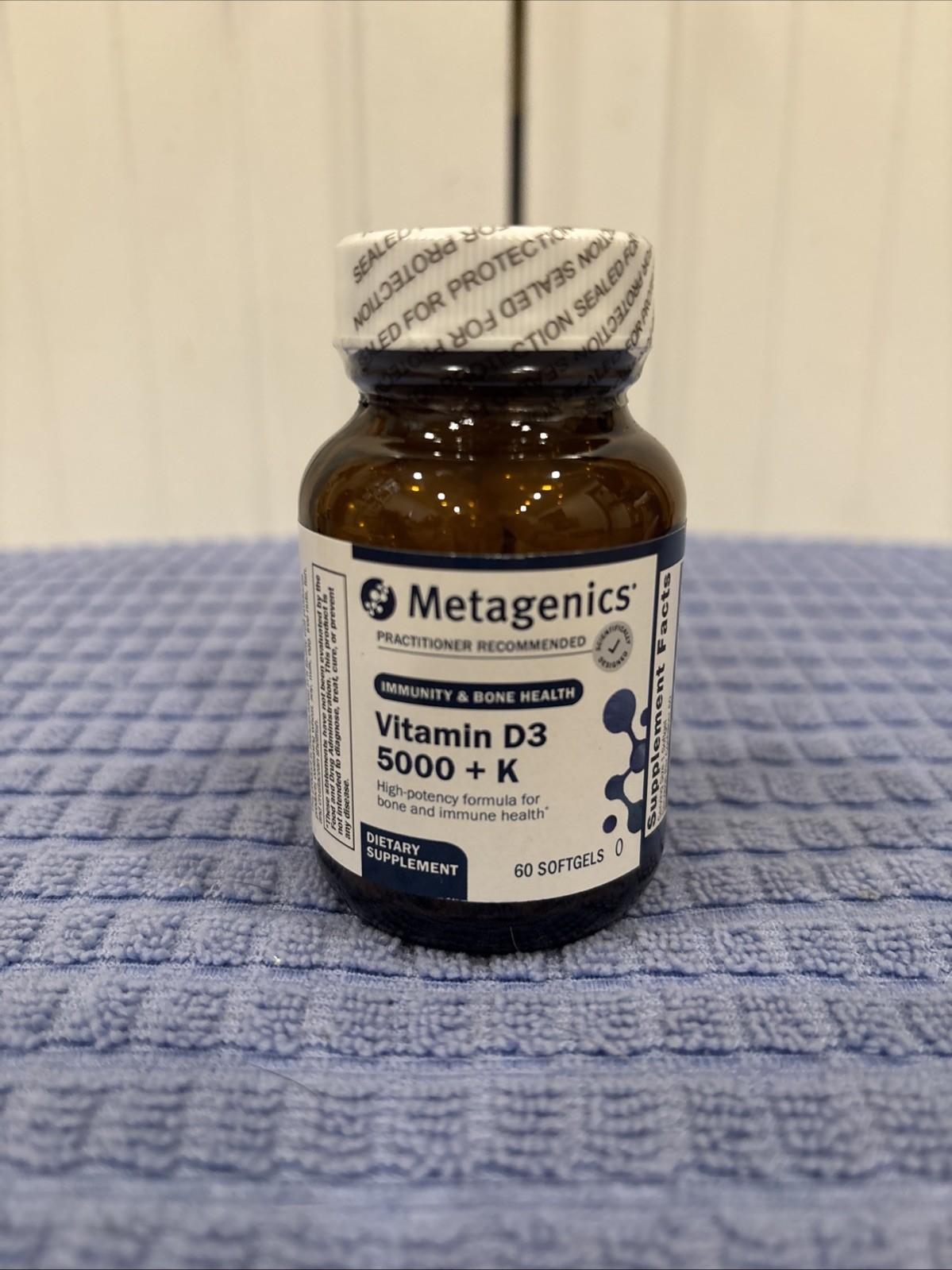 Metagenics Vitamin D3 5000 IU with K2 Immune Bone Support 60 Softgels Exp 05/28
