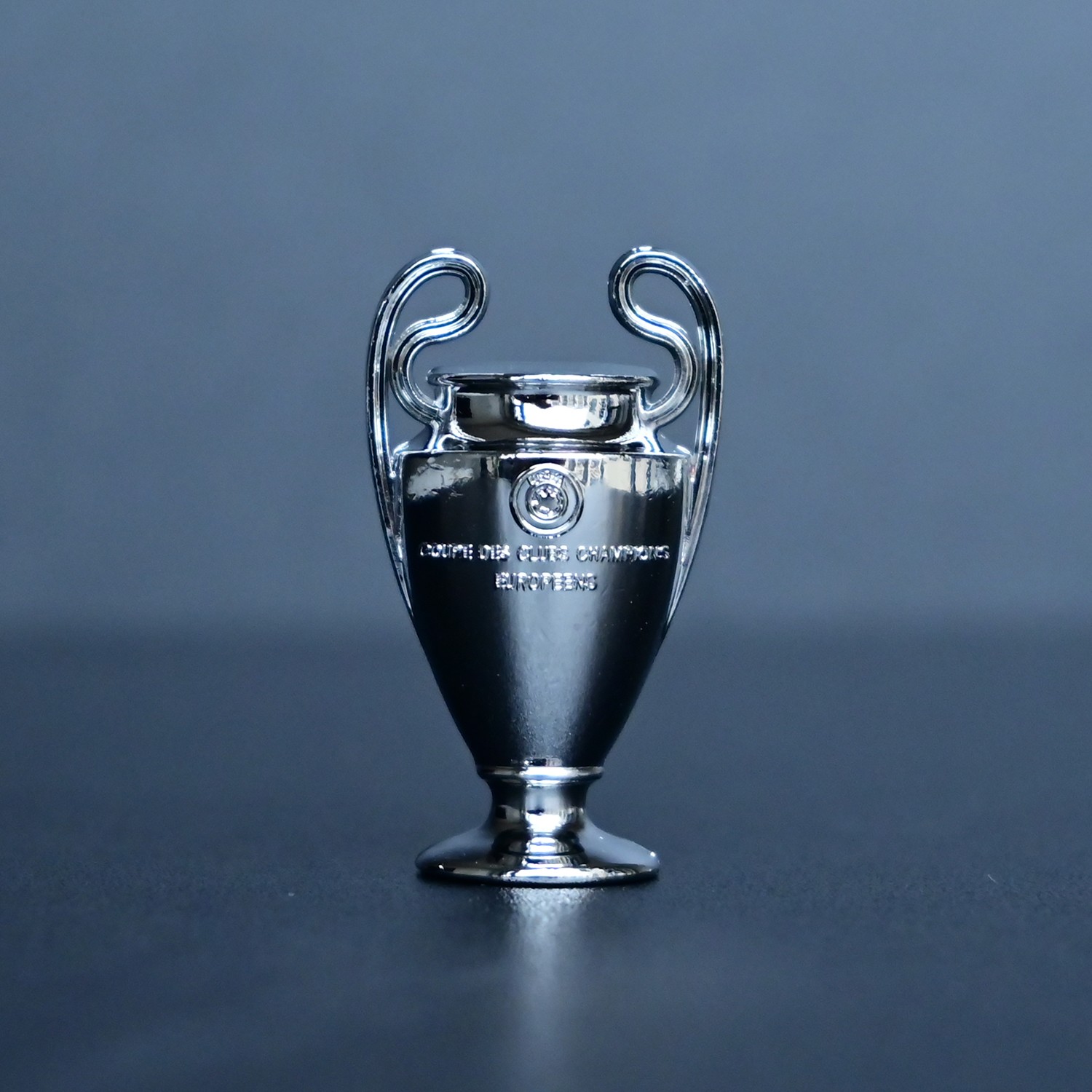 Non-Corinthian Mini UCL Champions League Trophy 4.5 cm tall Collectible Souvenir