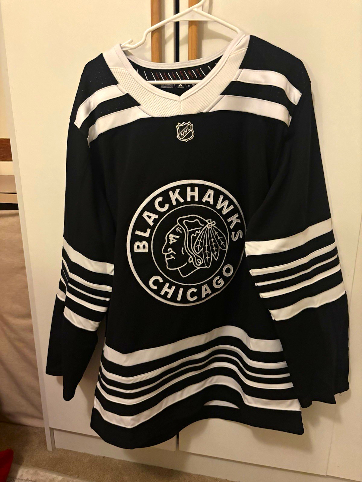 adidas Chicago Blackhawks Hockey Jersey  Size 50