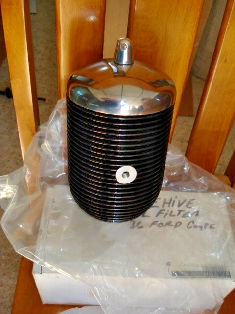 Offenhauser Fifties-Style Beehive Finned Aluminum Oil Filter Hot Rod Custom