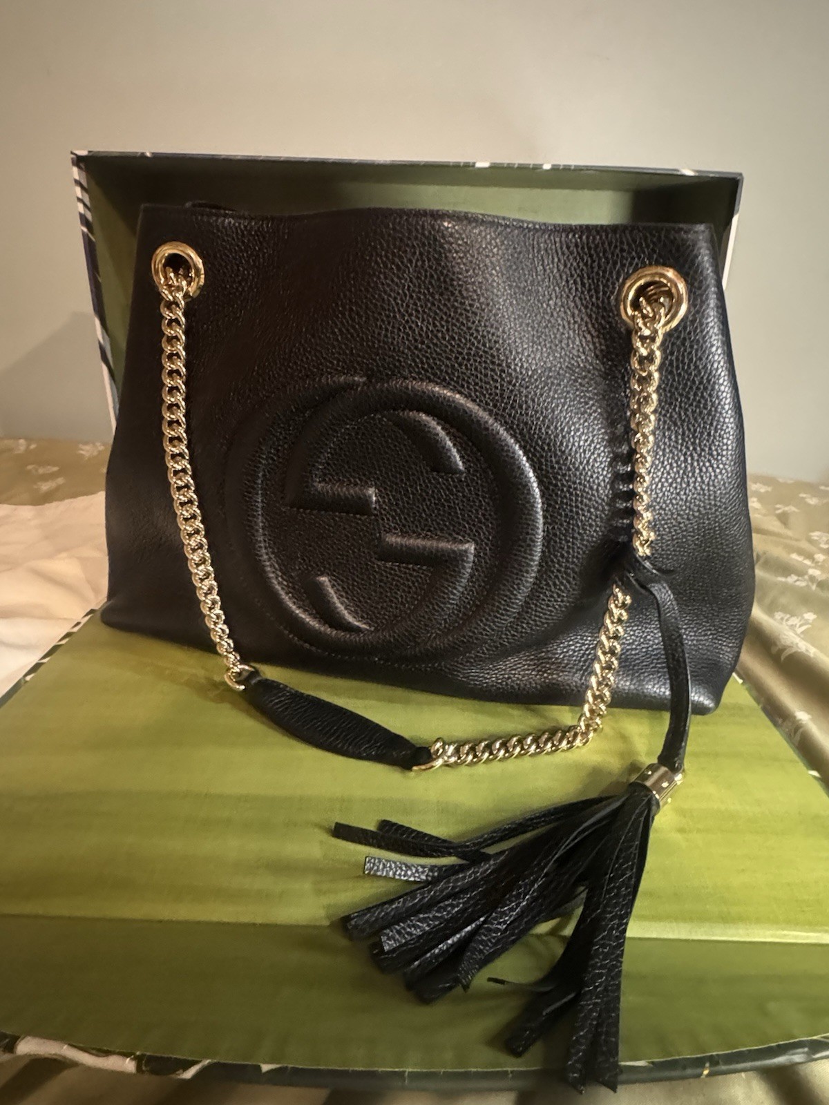 Gucci Soho Black Pebbled Leather Chain Shoulder Bag Tassel Authentic Gucci Soho Black Pebbled Leather Chain Shoulder Bag Tassel Authentic