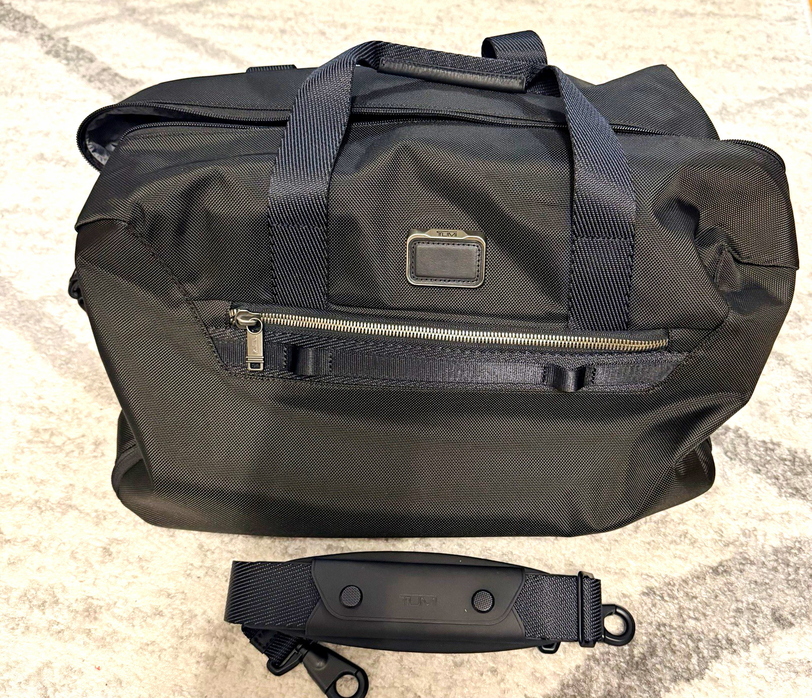 Tumi ALPHA BRAVO Reconnaissance Duffel