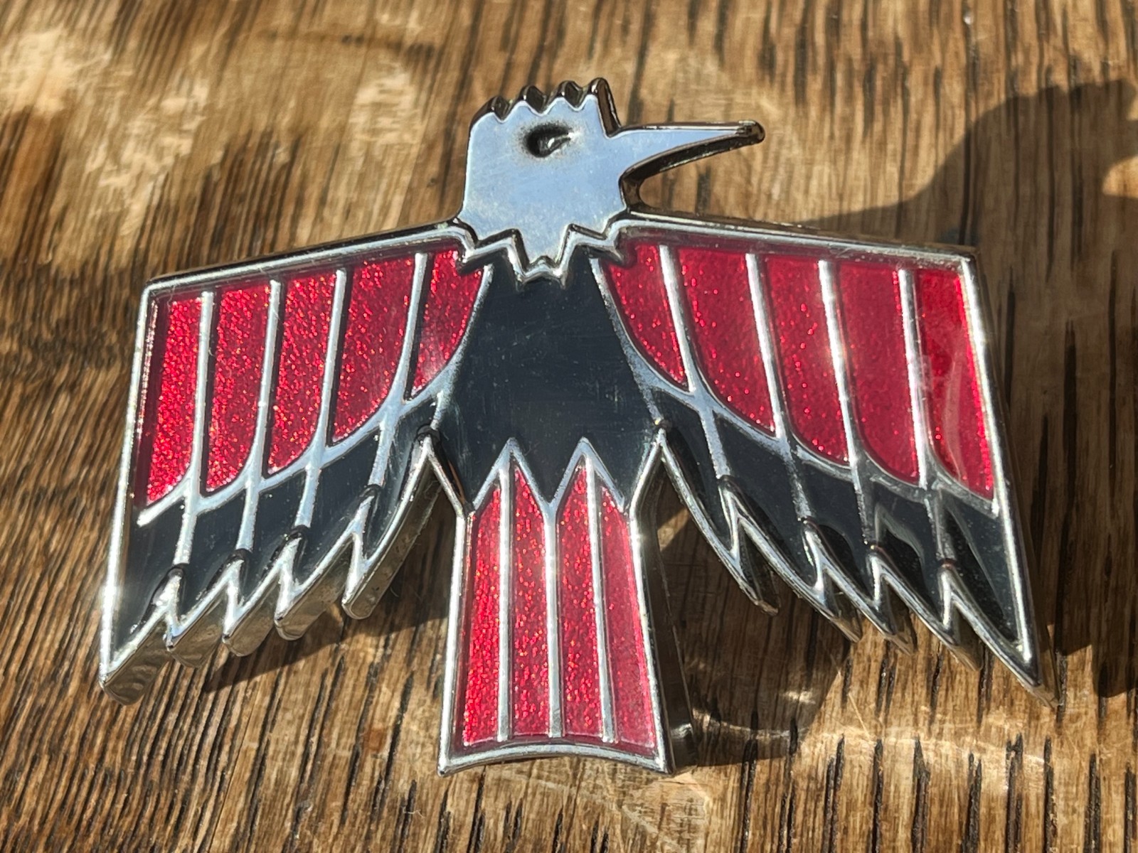 VINTAGE NOS OEM FIREBIRD EMBLEM 9789589 1967 1968 ORIGINAL VITROLUX D.L. AULD VINTAGE NOS OEM FIREBIRD EMBLEM 9789589 1967 1968 ORIGINAL VITROLUX D.L. AULD