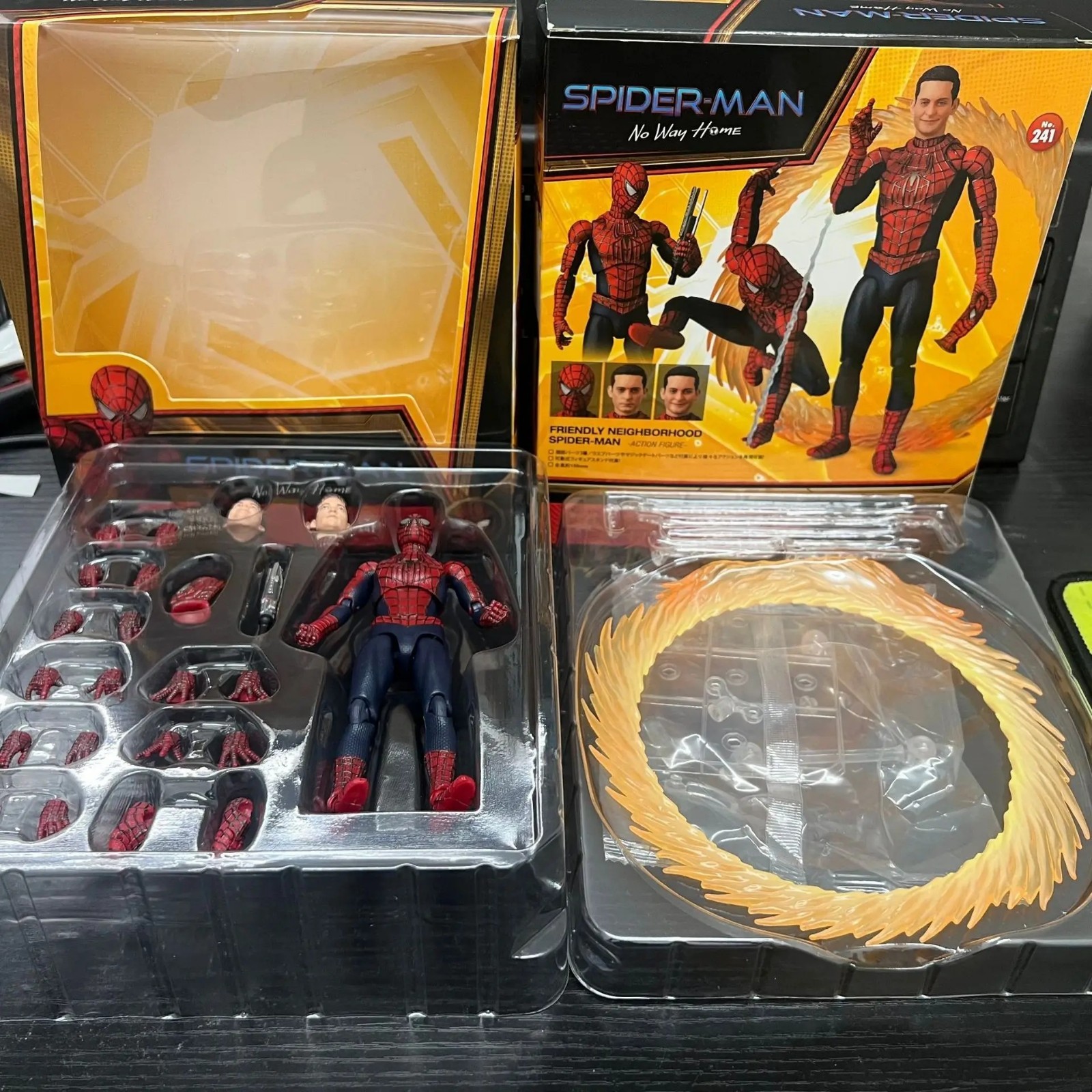 MAFEX No.241 Spider-Man Tobey Maguire Friendly Neighborhood Action Figure Toy