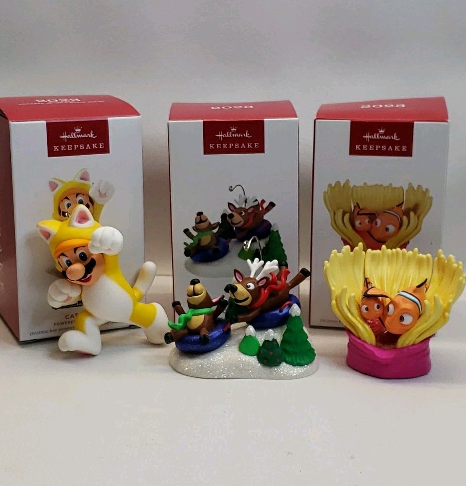 Lot 3-Hallmark 2023 Christmas Ornaments New Whit Box Mario-Nemo/see Pictures- Lot 3-Hallmark 2023 Christmas Ornaments New Whit Box Mario-Nemo/see Pictures-