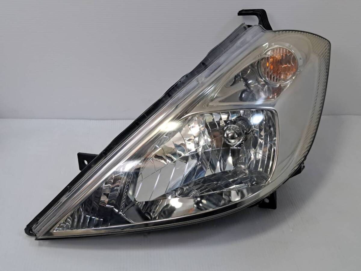 JDM NISSAN Presage U31 KOITO Left Headlight Halogen 100-63738 Used