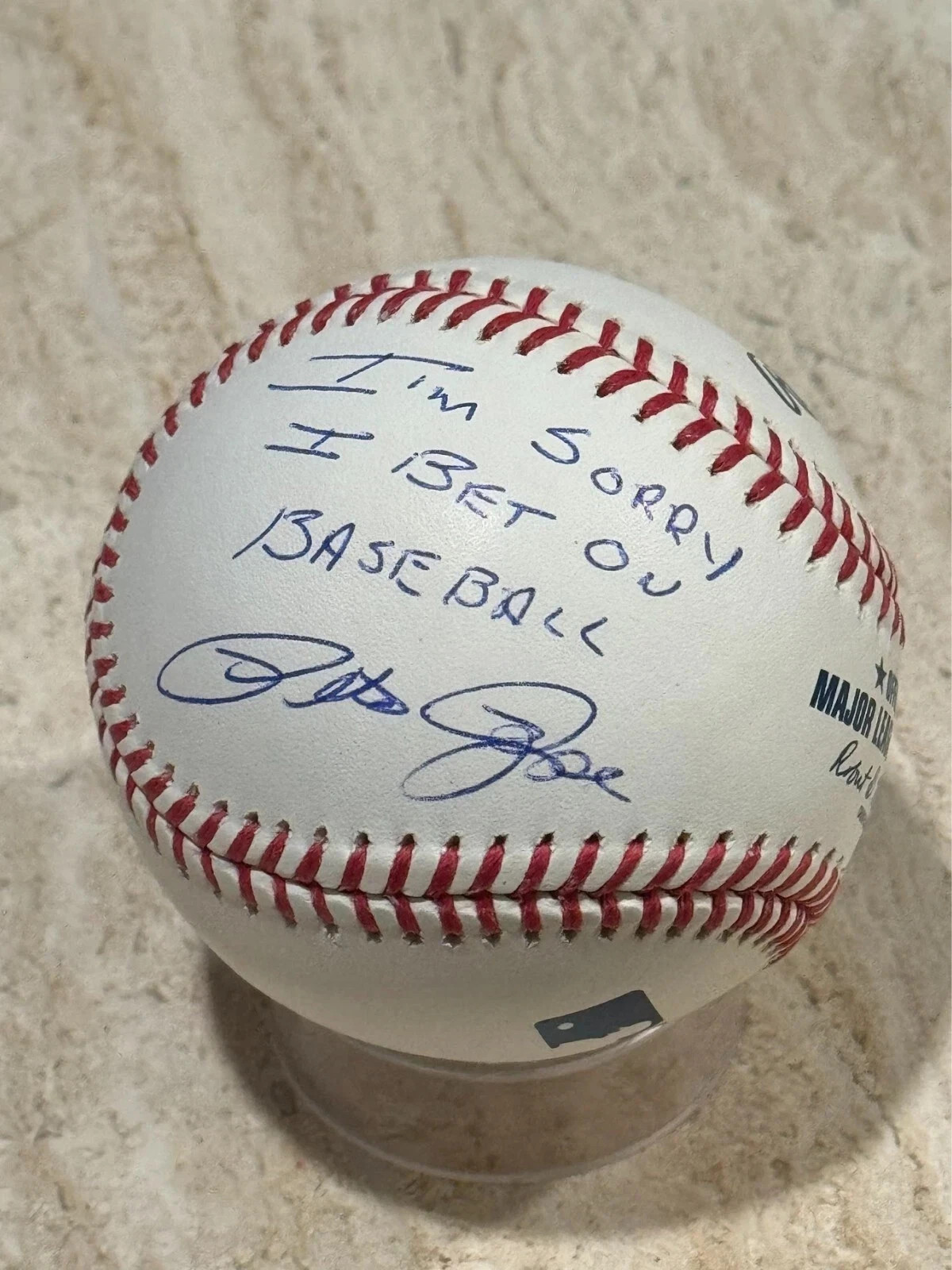 PROOF Pete Rose Signed Reds MLB Baseball PROOF Pete Rose Signed Reds MLB Baseball