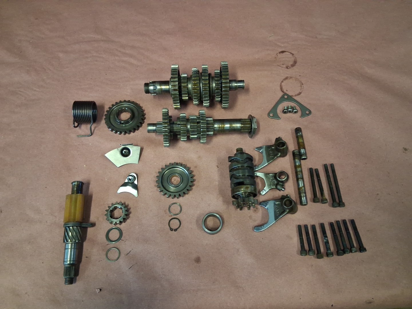 1985 1986 Yamaha TY350 TY 350 Trials Engine Internals Transmission Gear Shaft 1985 1986 Yamaha TY350 TY 350 Trials Engine Internals Transmission Gear Shaft