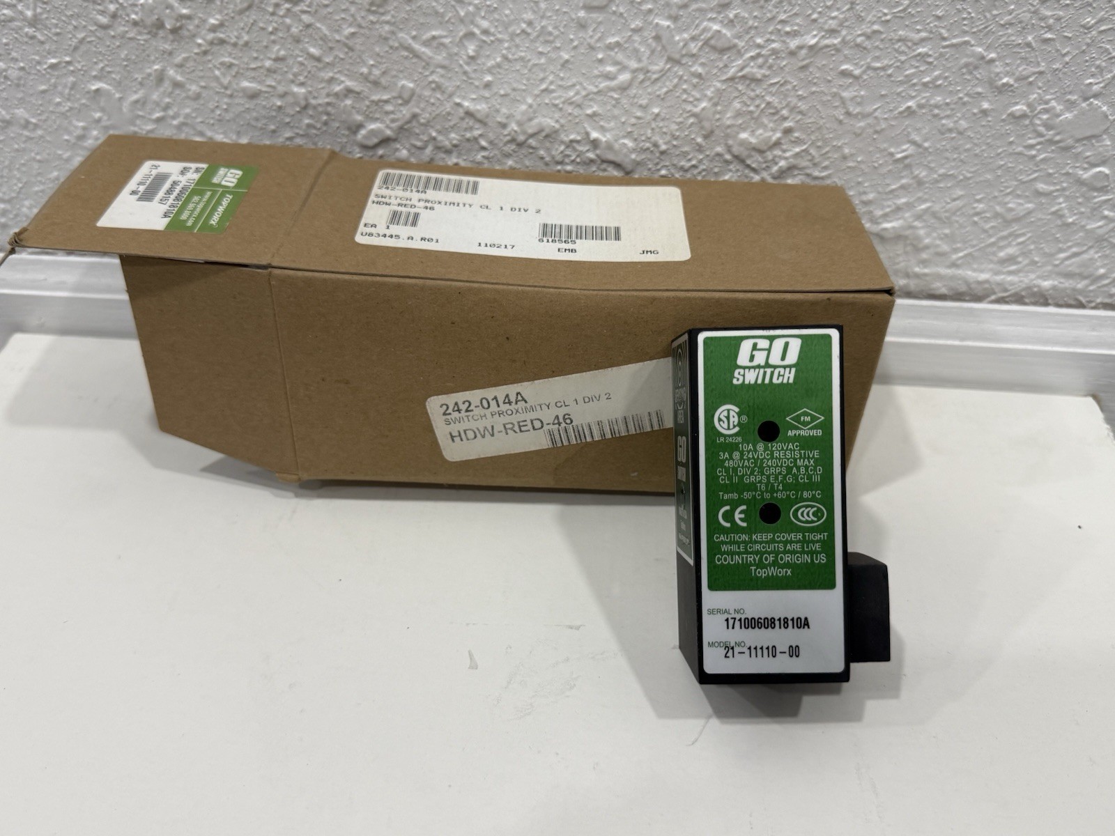 TopWorx GO Switch Proximity Switch Shielded AC SPDT Digital HDW-RED-46